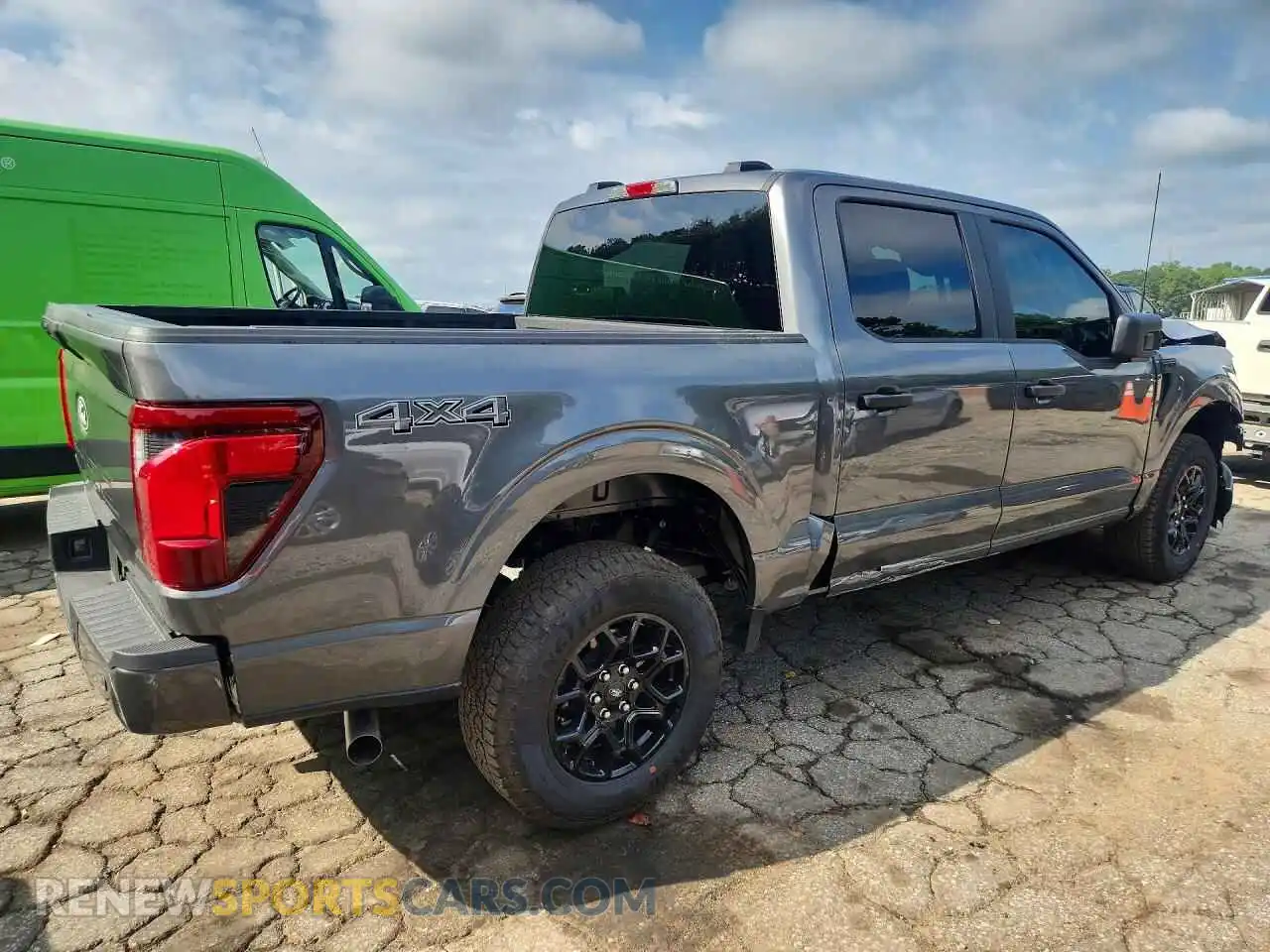 3 fotografías del automóvil dañado 1FTEW2LPXTKD37731 FORD F150 2026