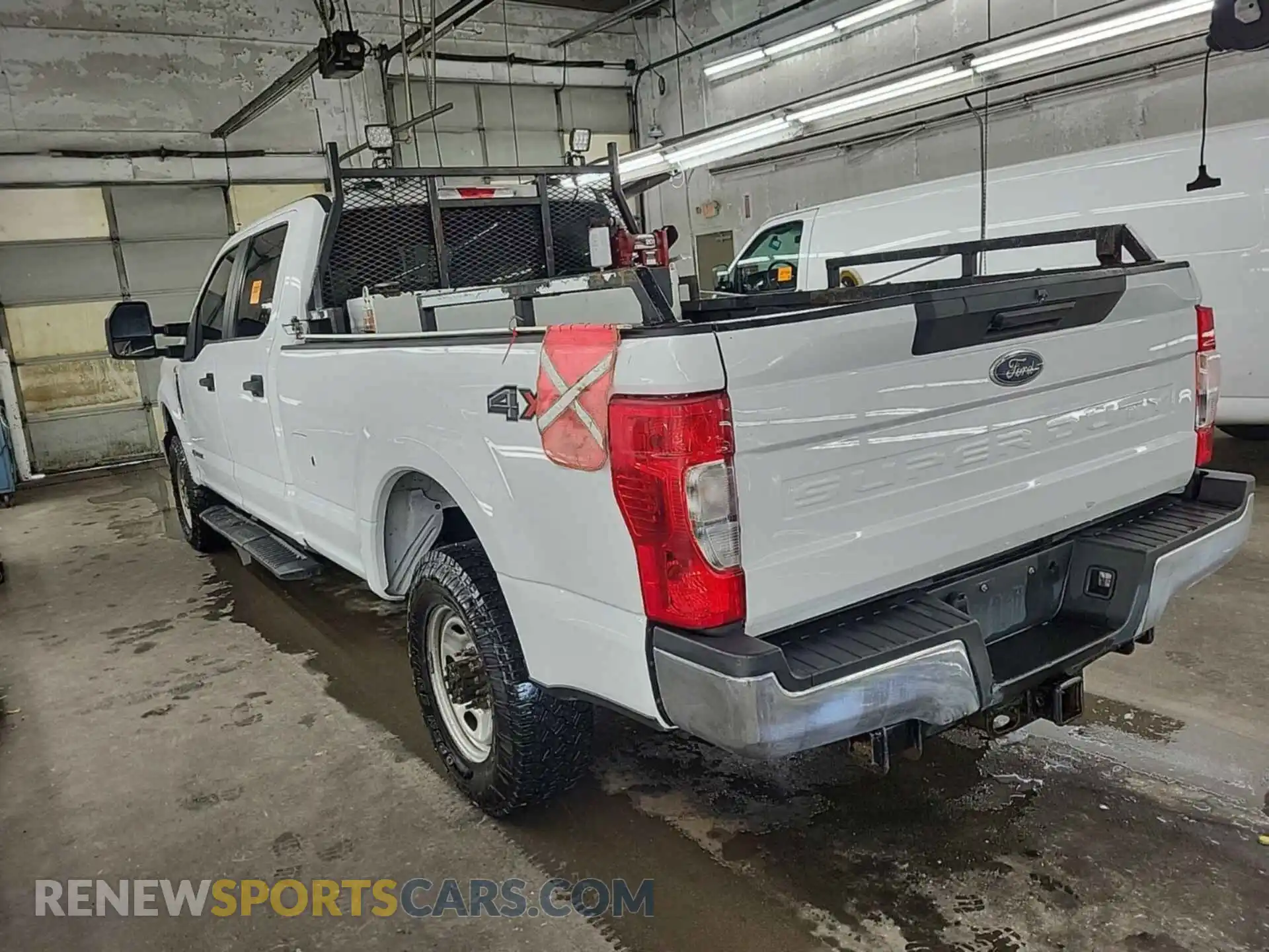 2 fotografías del automóvil dañado 1FT8W2BT8MEC40281 FORD F250 2021