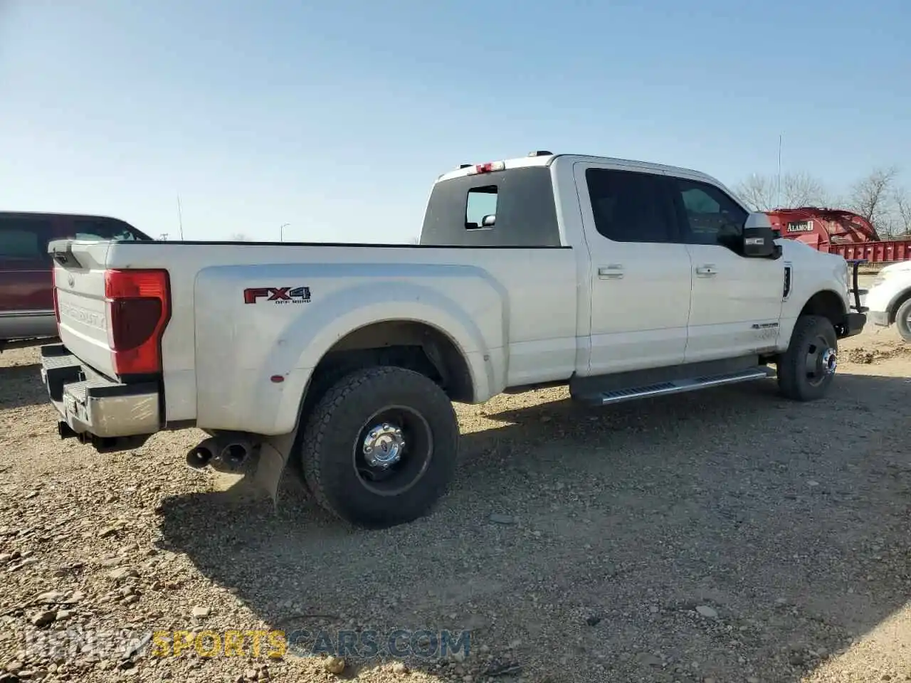 3 Photograph of a damaged car 1FT8W3DT3LED21190 FORD F350 2020