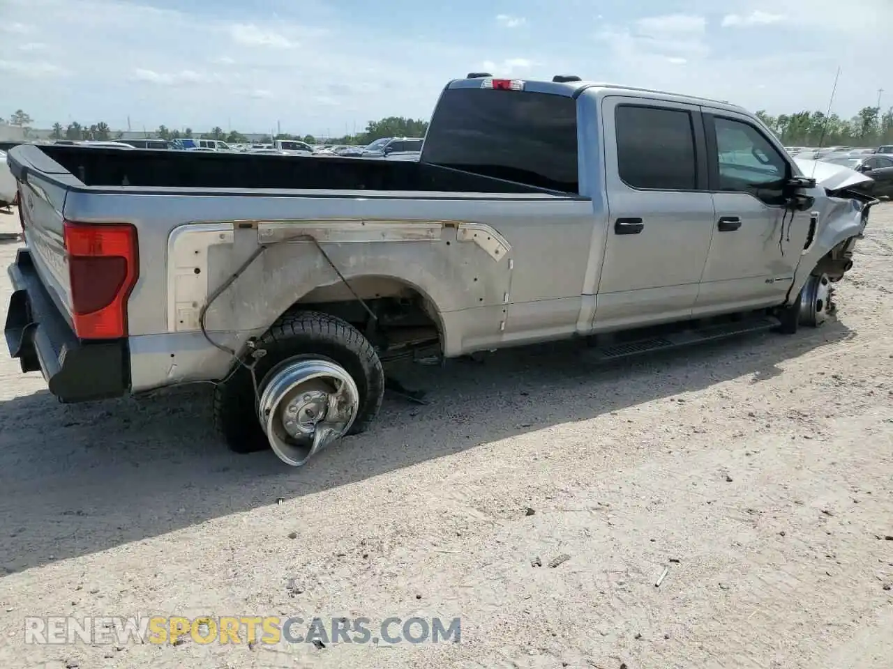 3 Фотография поврежденного автомобиля 1FT8W3DT4LEC87678 FORD F350 2020