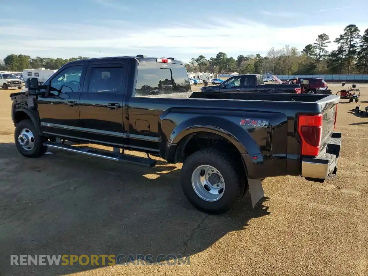 2 Photograph of a damaged car 1FT8W3DT4LED93323 FORD F350 2020