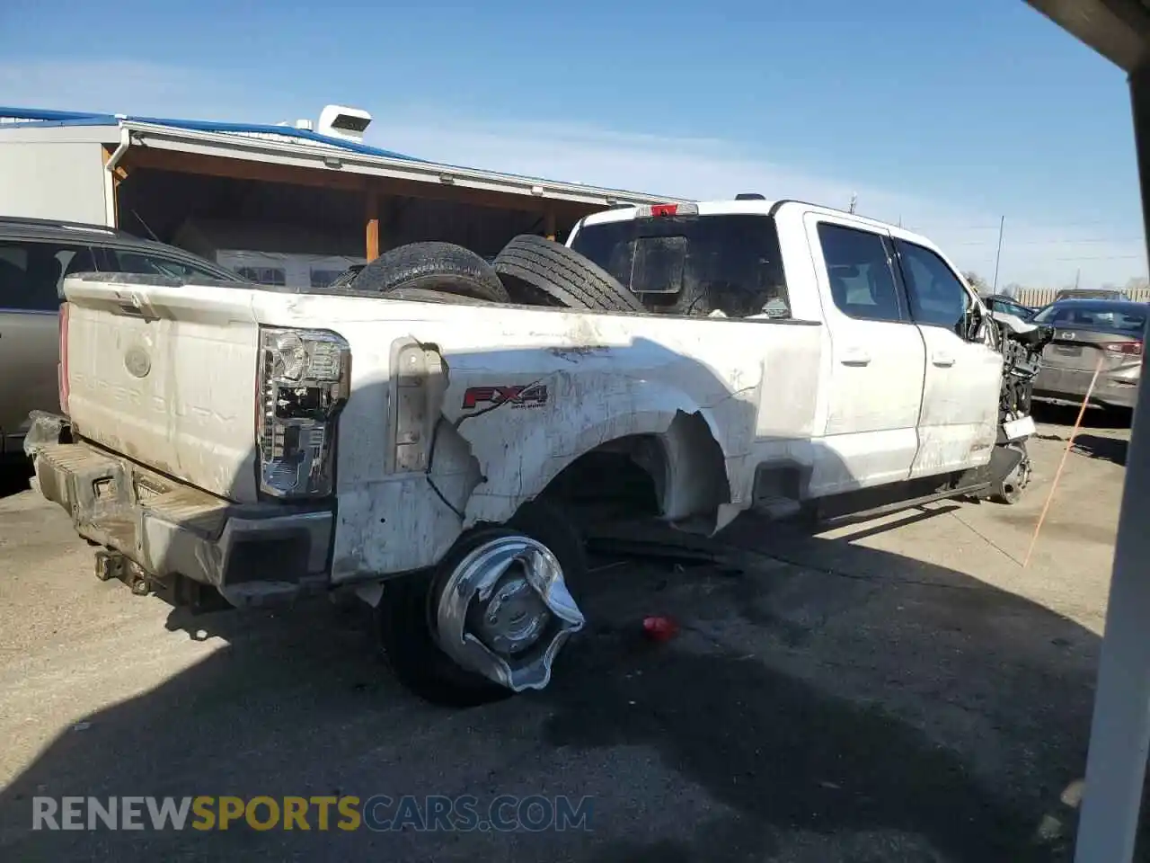 3 Фотография поврежденного автомобиля 1FT8W3DM3REE71074 FORD F350 2024