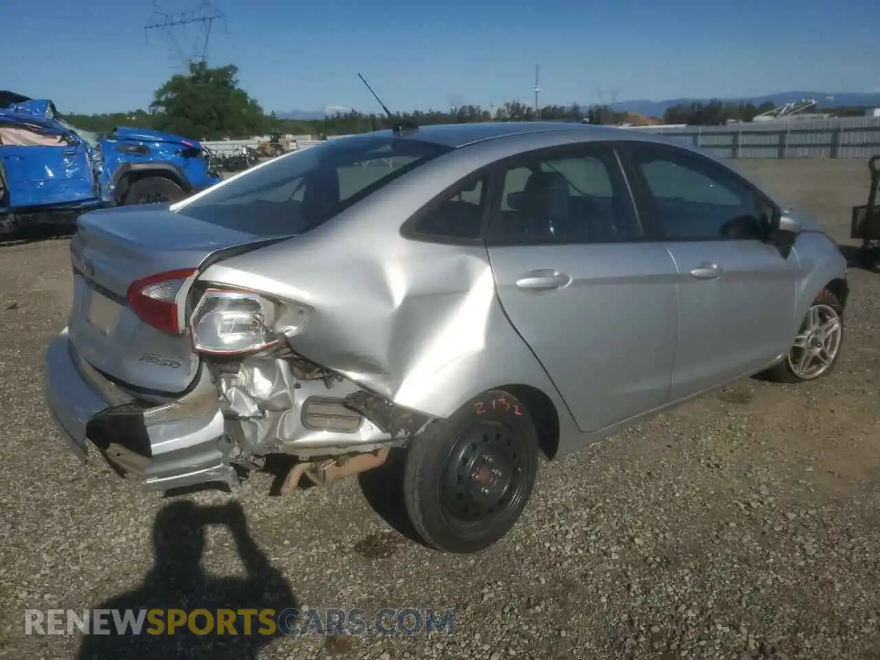 3 Photograph of a damaged car 3FADP4BJ6KM121843 FORD FIESTA 2019