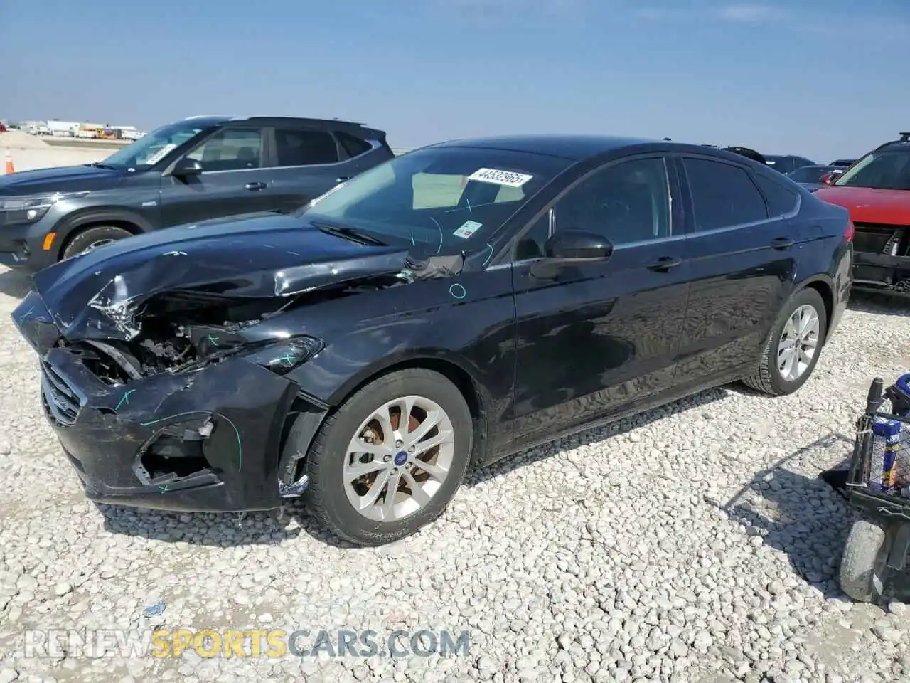 1 Photograph of a damaged car 3FA6P0HD4KR280558 FORD FUSION 2019