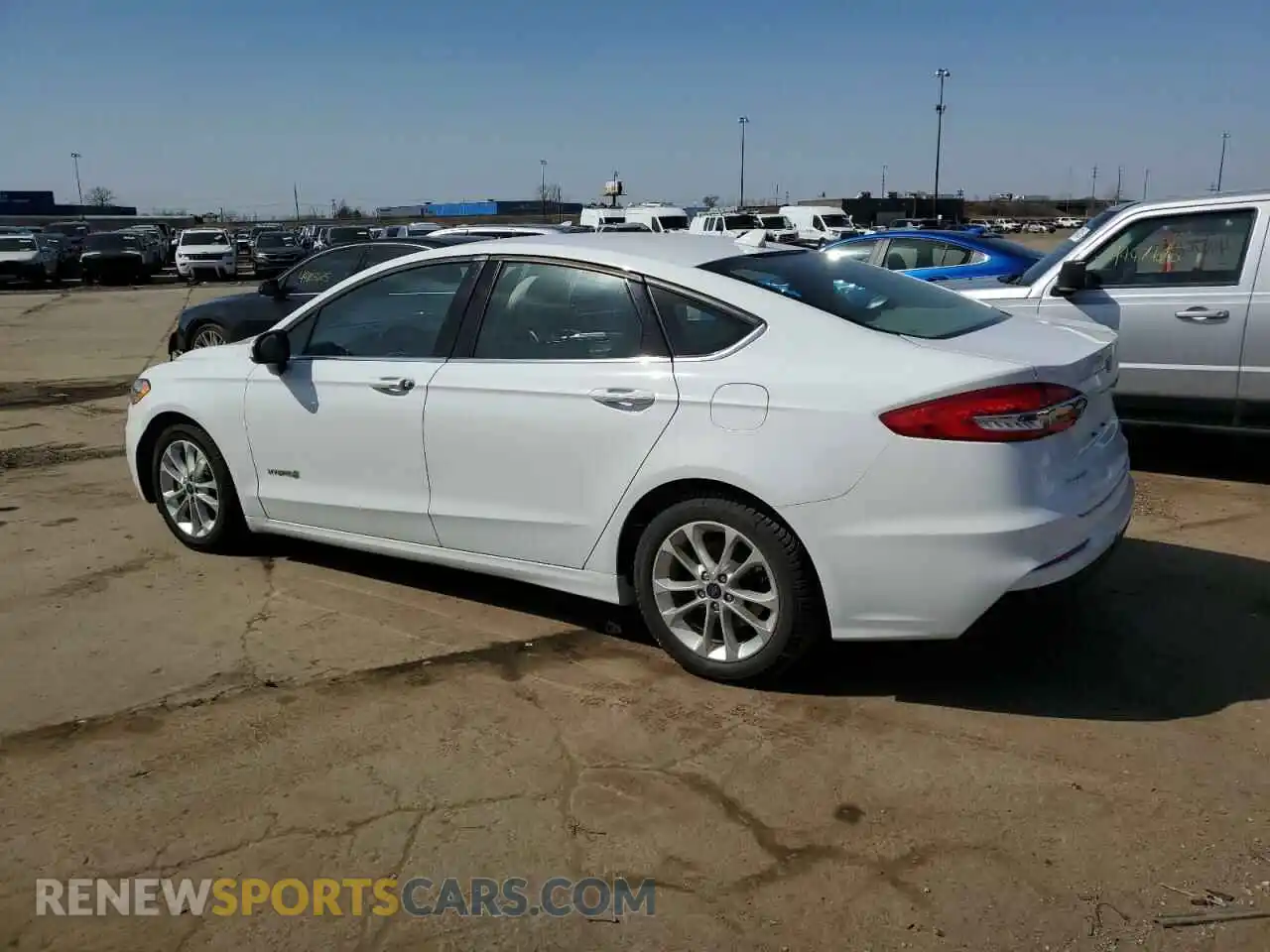 2 Photograph of a damaged car 3FA6P0LU1KR187939 FORD FUSION 2019