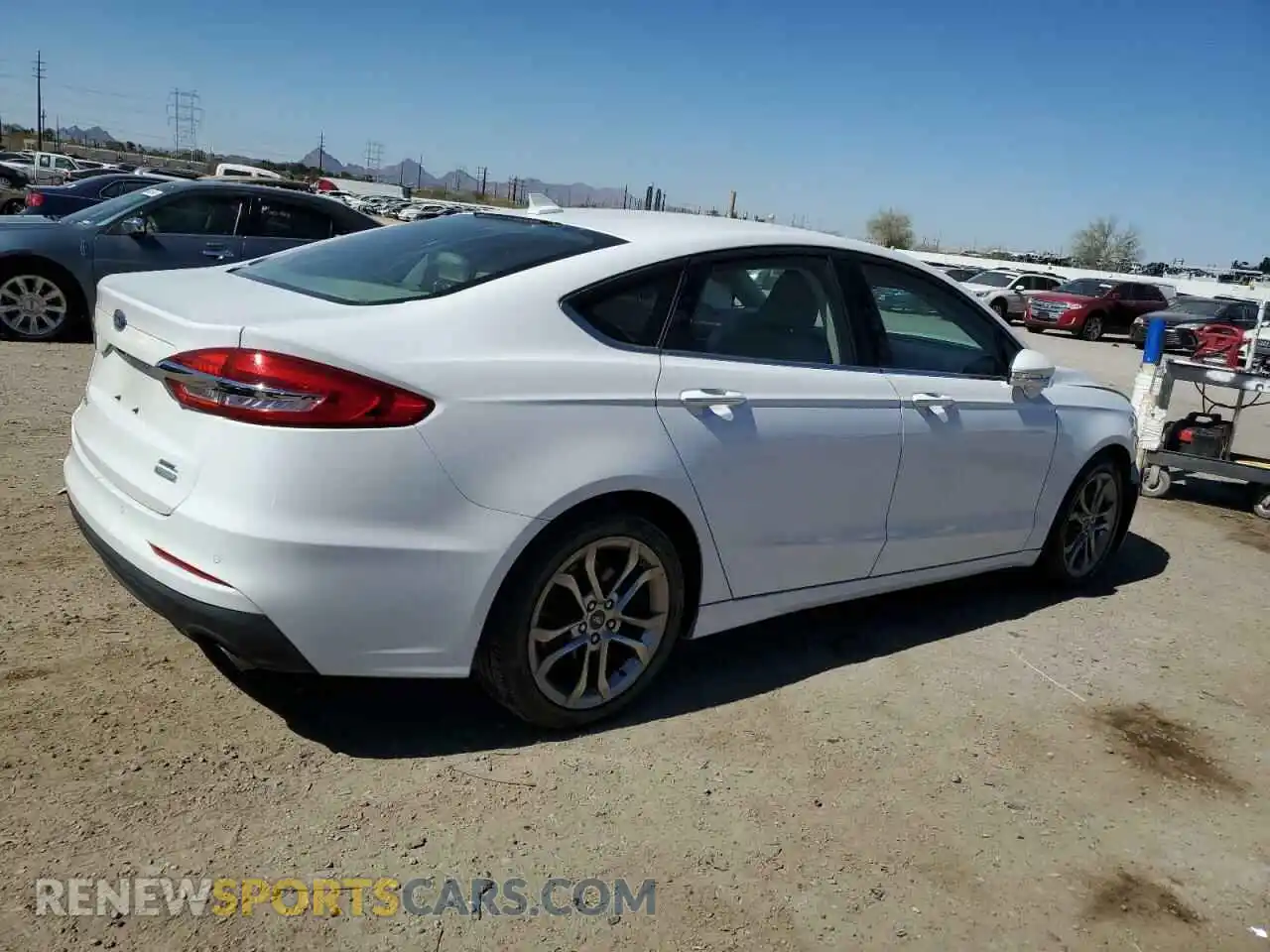 3 Photograph of a damaged car 3FA6P0CD2LR177776 FORD FUSION 2020