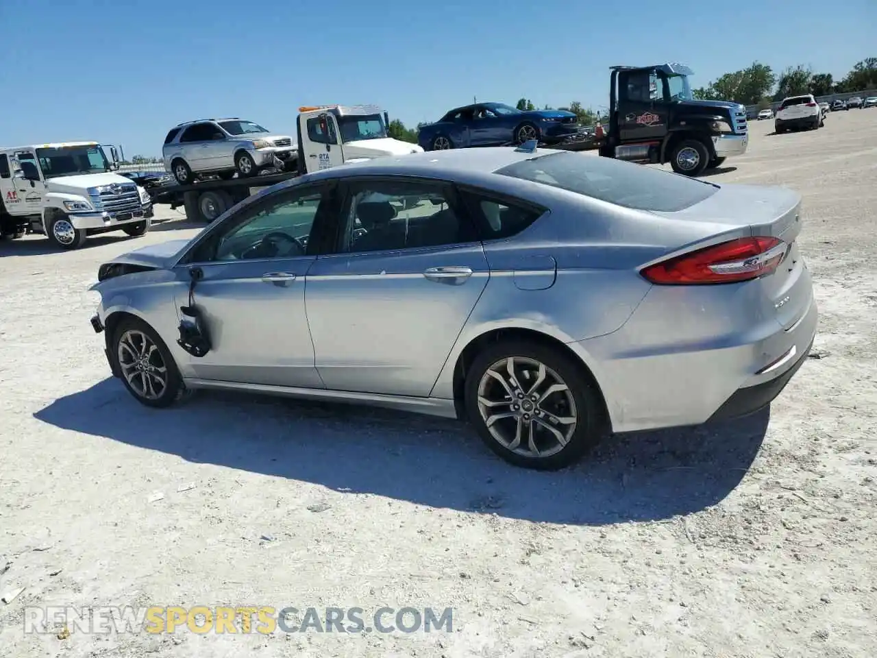 2 Photograph of a damaged car 3FA6P0CD4LR115327 FORD FUSION 2020