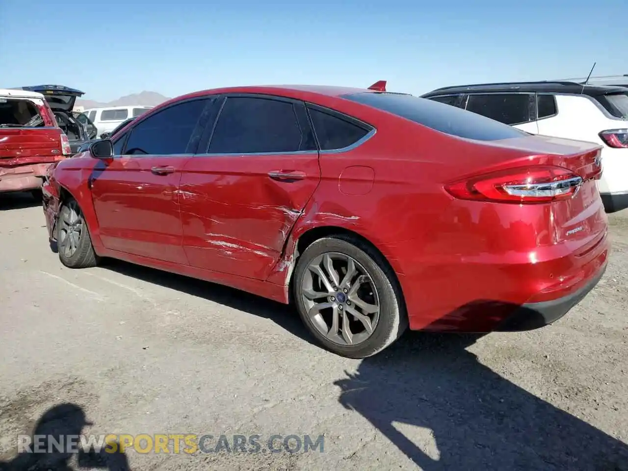 2 Photograph of a damaged car 3FA6P0CD4LR206503 FORD FUSION 2020
