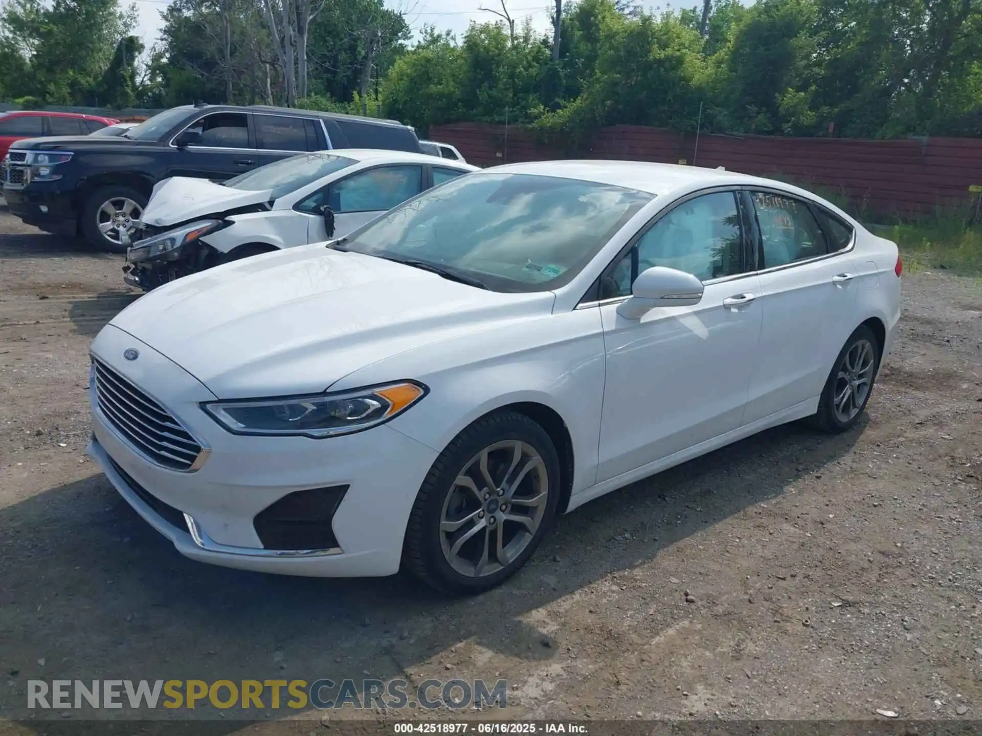 2 fotografías del automóvil dañado 3FA6P0CD6LR164836 FORD FUSION 2020