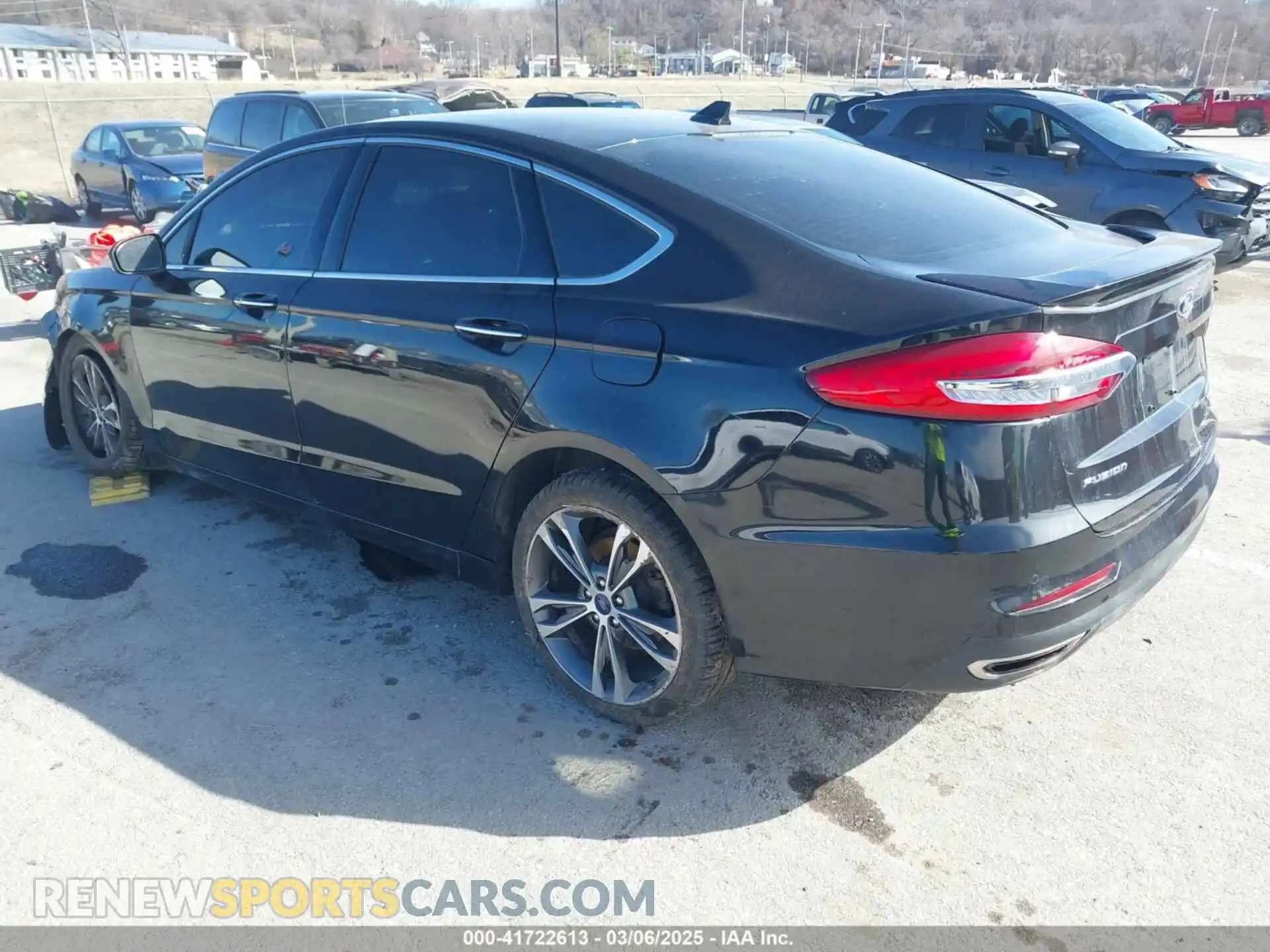 3 Photograph of a damaged car 3FA6P0D93LR131495 FORD FUSION 2020
