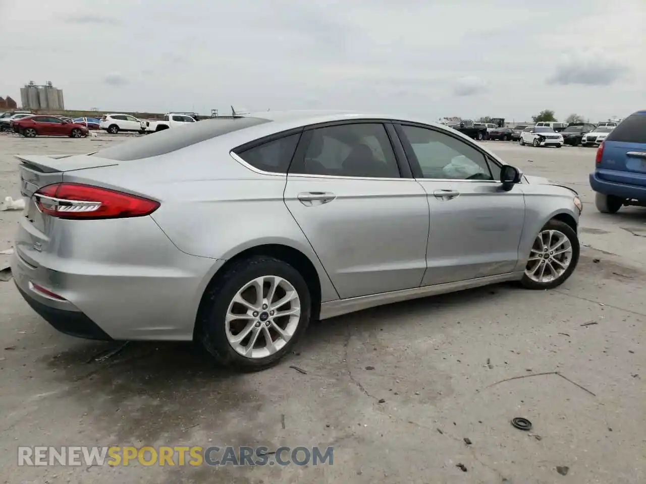 3 Photograph of a damaged car 3FA6P0LU6LR104281 FORD FUSION 2020