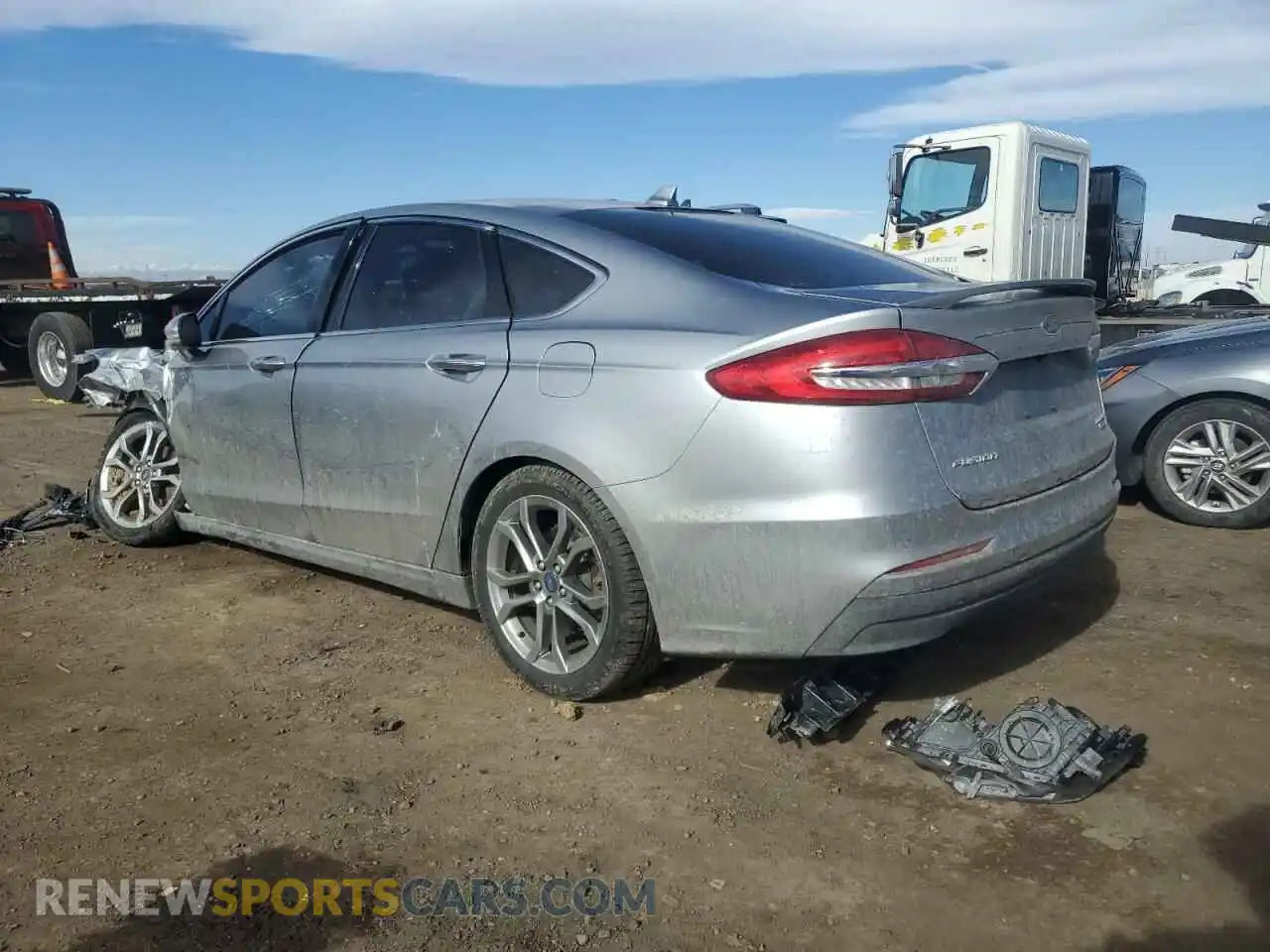 2 Photograph of a damaged car 3FA6P0RUXLR203967 FORD FUSION 2020