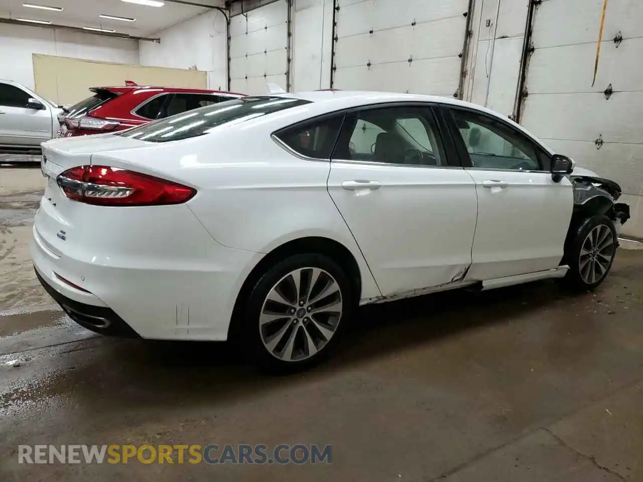 3 Photograph of a damaged car 3FA6P0T97LR190504 FORD FUSION 2020