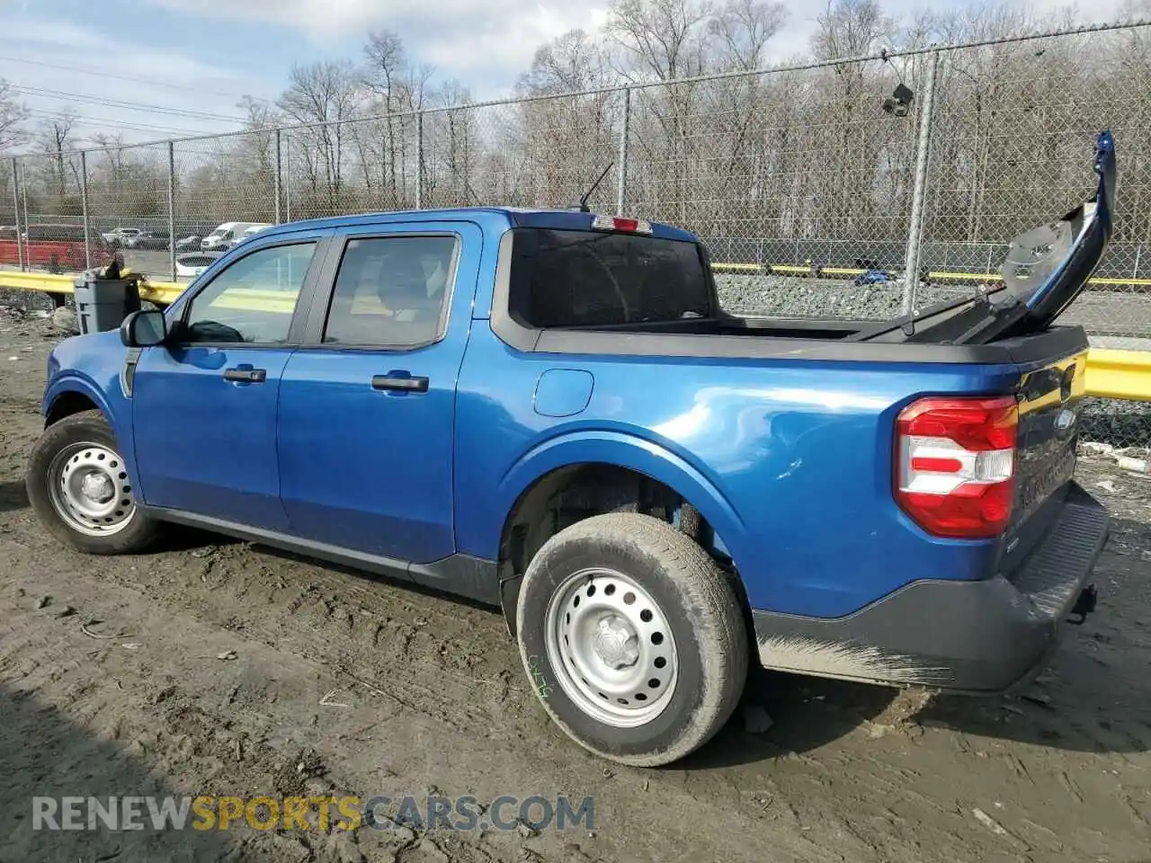 2 Photograph of a damaged car 3FTTW8A39RRB06768 FORD MAVERICK 2024