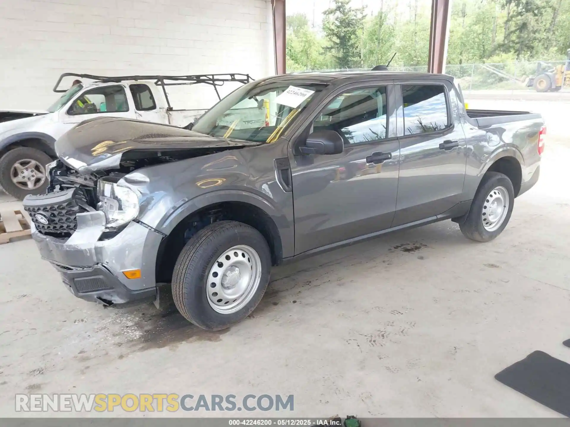 2 Photograph of a damaged car 3FTTW8BA2SRA82140 FORD MAVERICK 2025