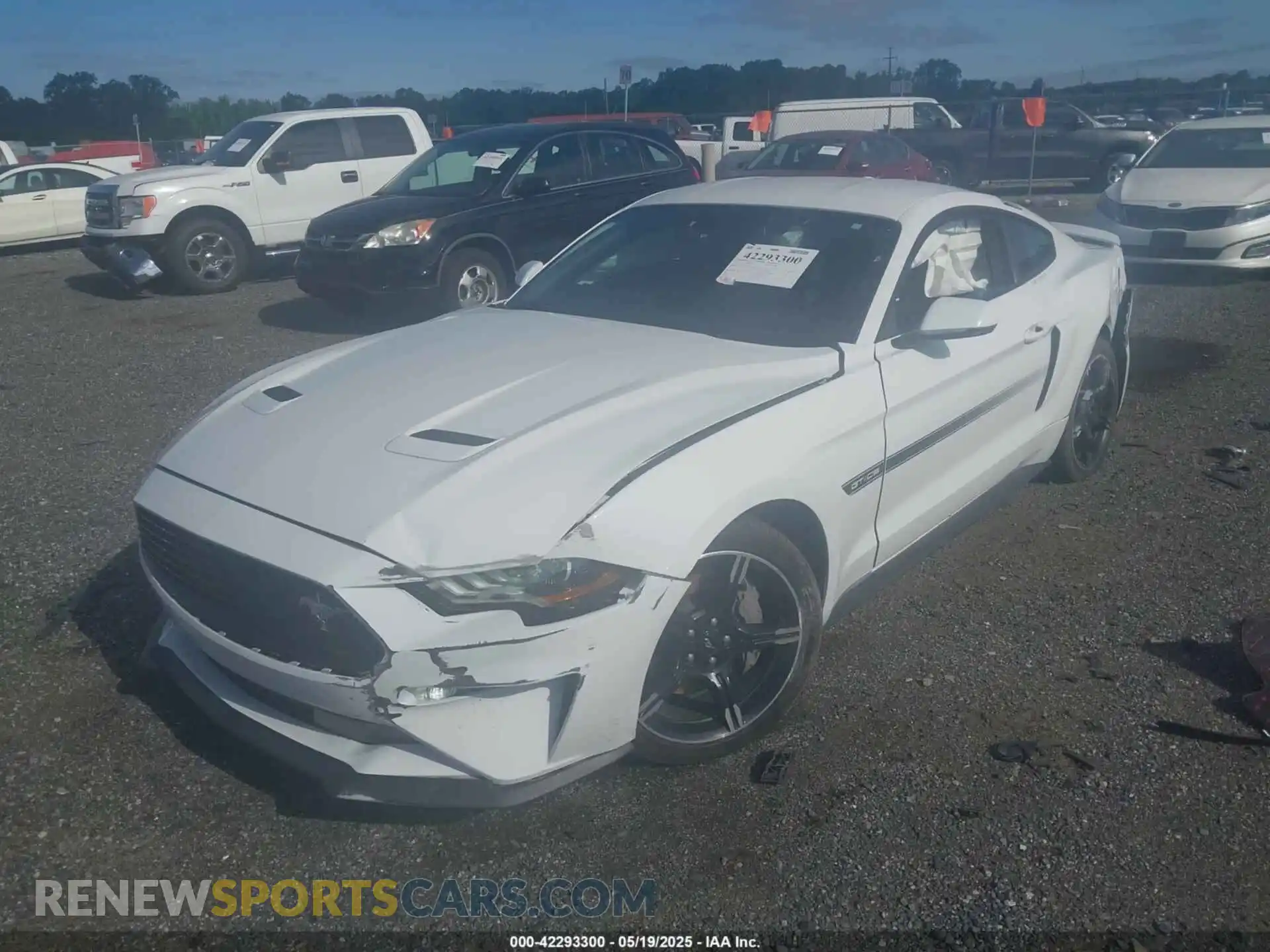 2 Photograph of a damaged car 1FA6P8CF2L5114664 FORD MUSTANG 2020