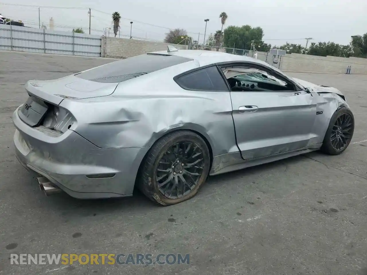 3 Photograph of a damaged car 1FA6P8CF4L5146709 FORD MUSTANG 2020