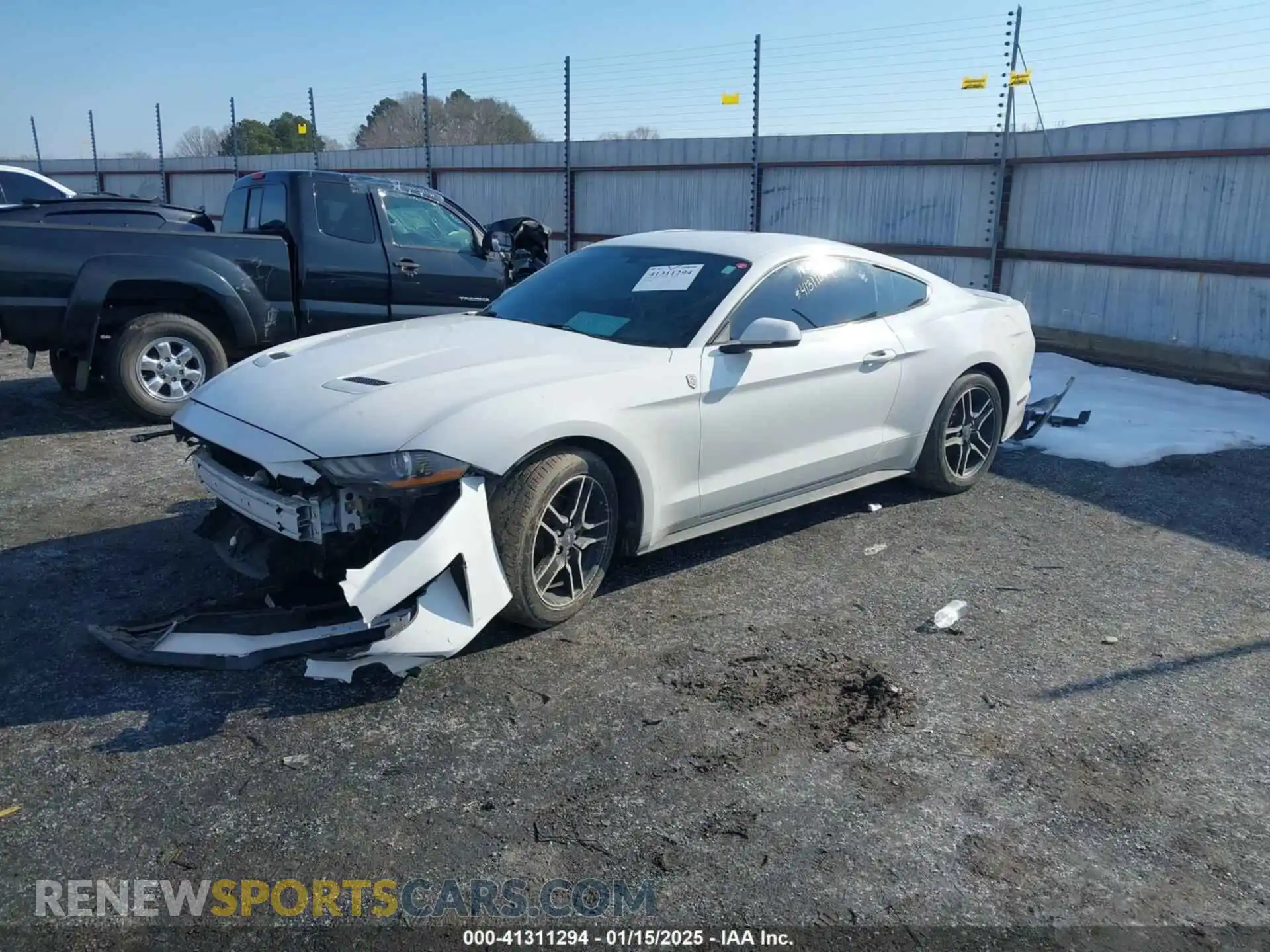 2 Фотография поврежденного автомобиля 1FA6P8TH7L5118839 FORD MUSTANG 2020