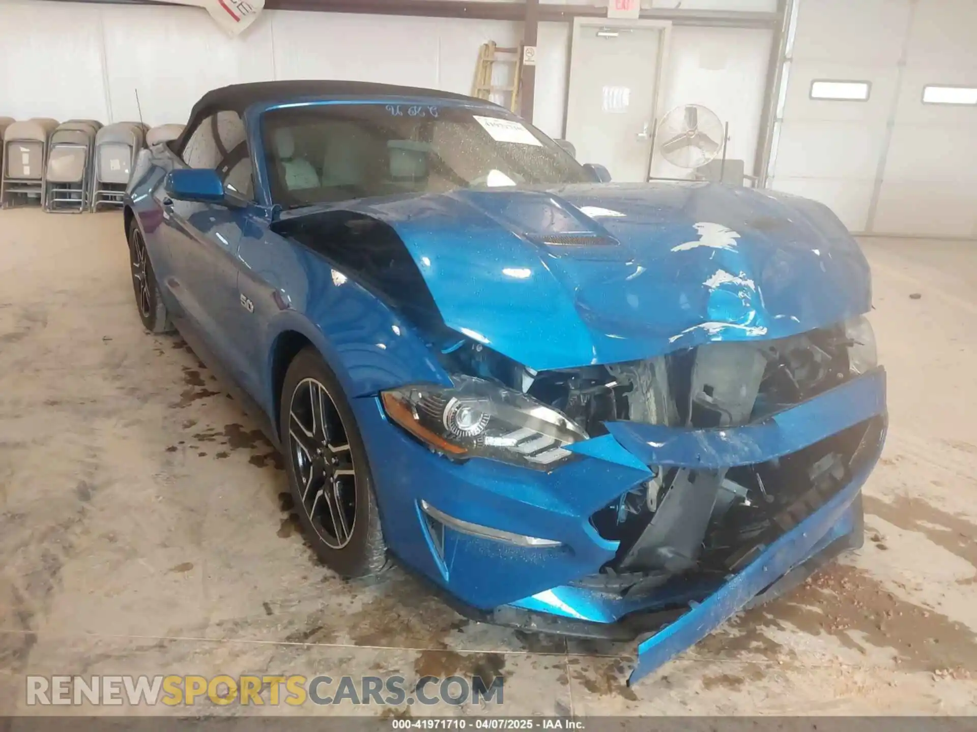1 Photograph of a damaged car 1FATP8FF4L5113062 FORD MUSTANG 2020