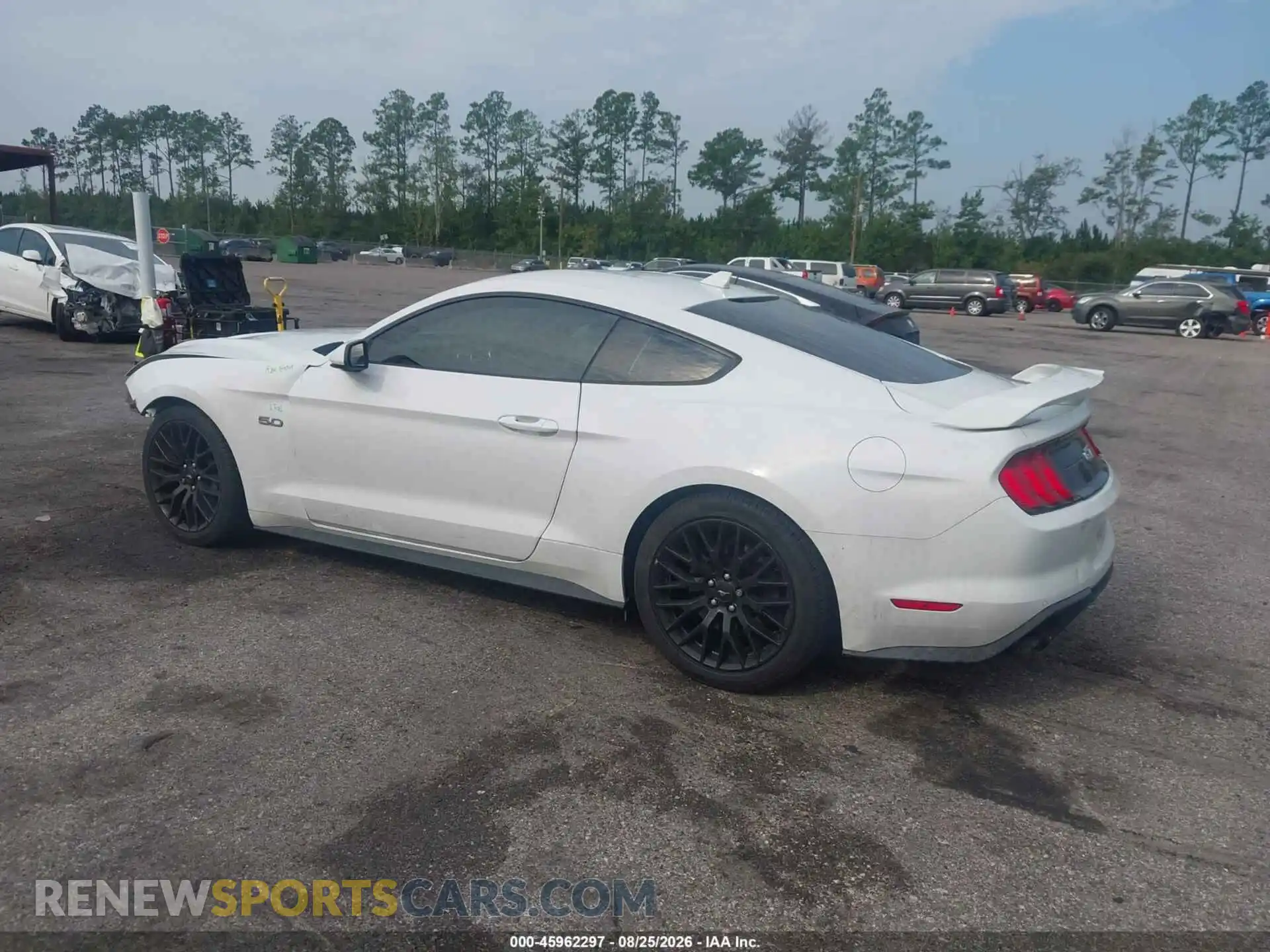 3 fotografías del automóvil dañado 1FA6P8CF5M5104034 FORD MUSTANG 2021