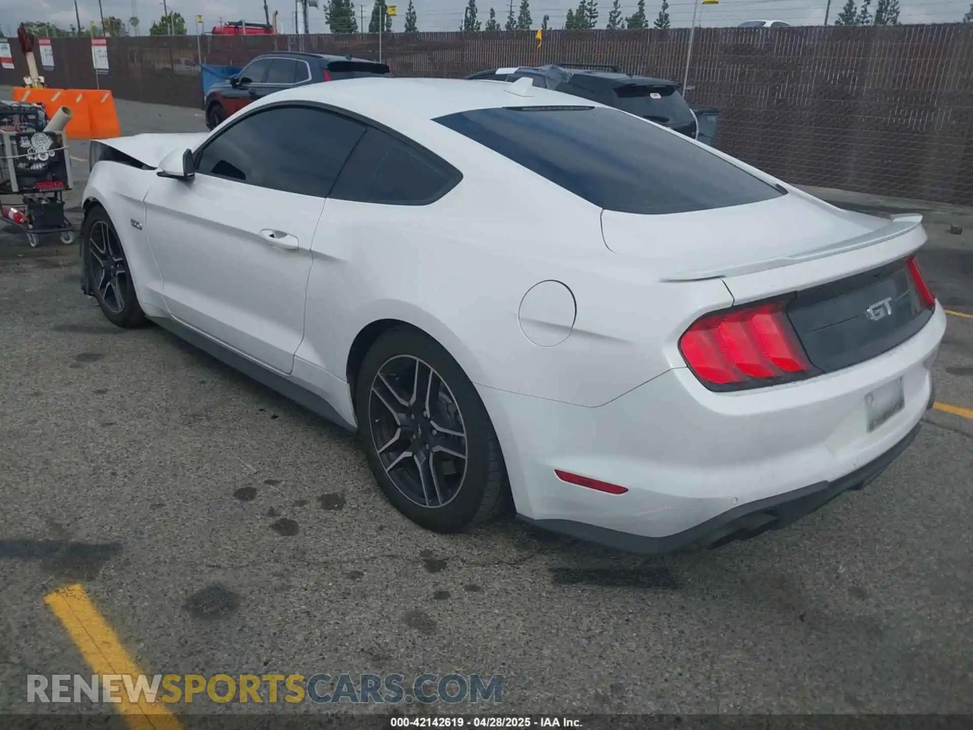 3 Photograph of a damaged car 1FA6P8CF5M5115597 FORD MUSTANG 2021