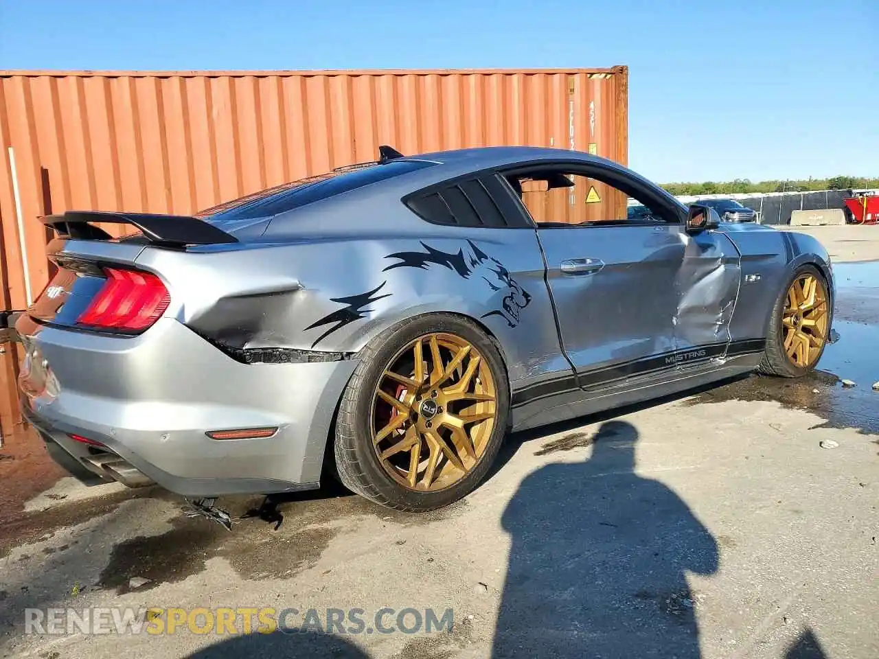 3 fotografías del automóvil dañado 1FA6P8CF7M5151128 FORD MUSTANG 2021