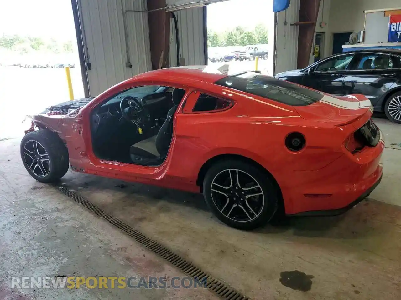 2 Фотография поврежденного автомобиля 1FA6P8CF8M5142986 FORD MUSTANG 2021