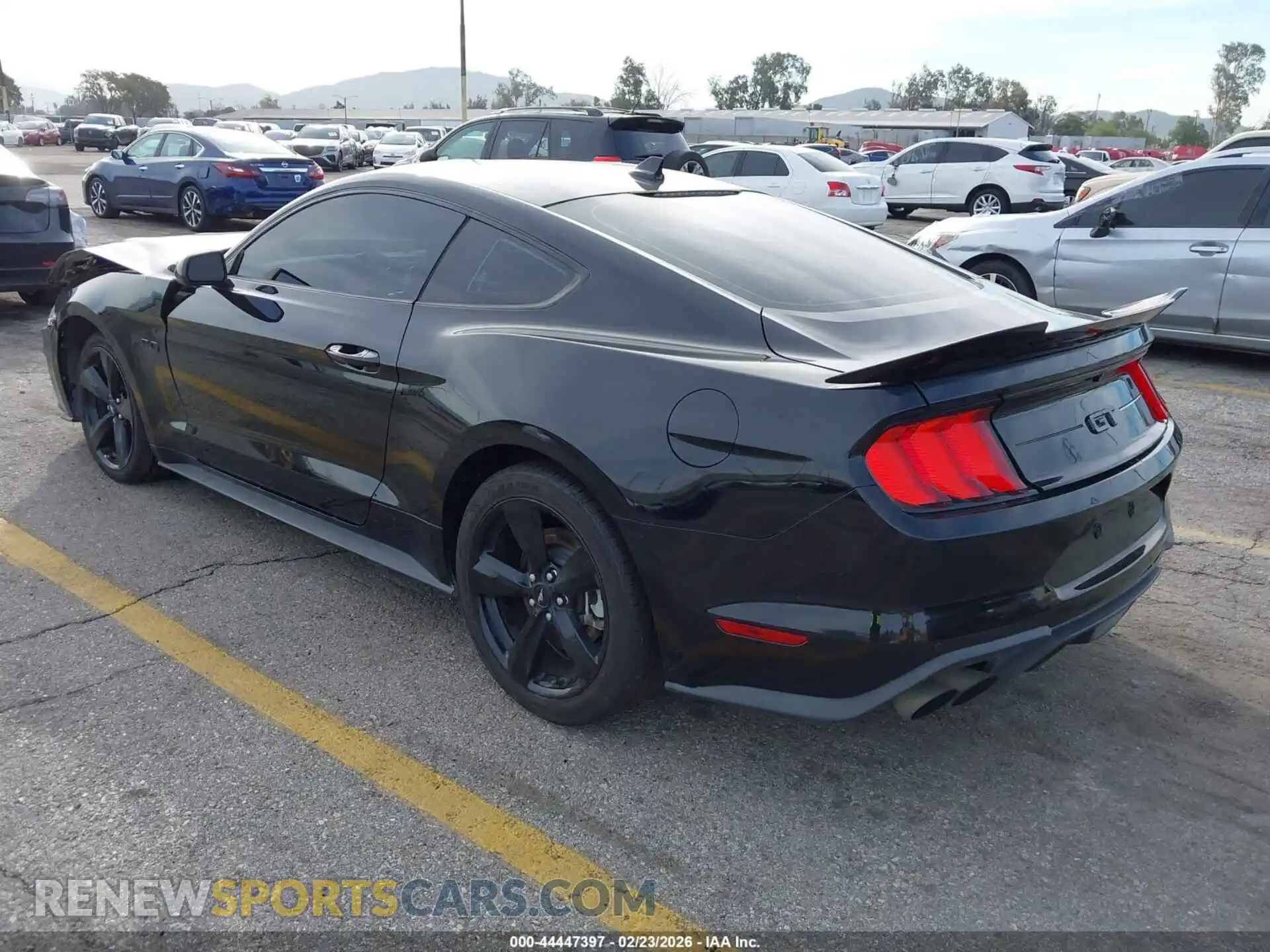 3 Фотография поврежденного автомобиля 1FA6P8CF9M5141135 FORD MUSTANG 2021