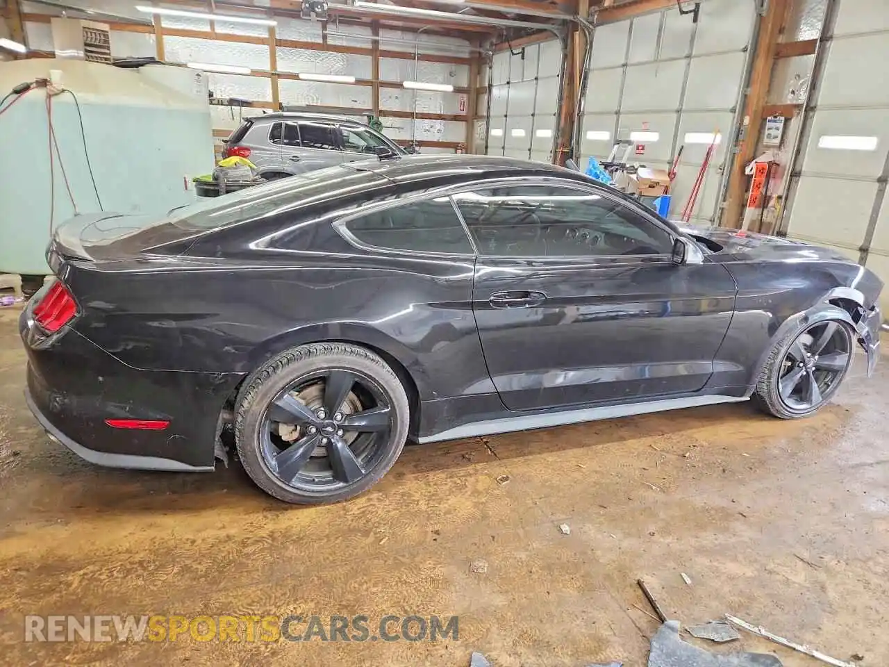 3 fotografías del automóvil dañado 1FA6P8THXM5104368 FORD MUSTANG 2021