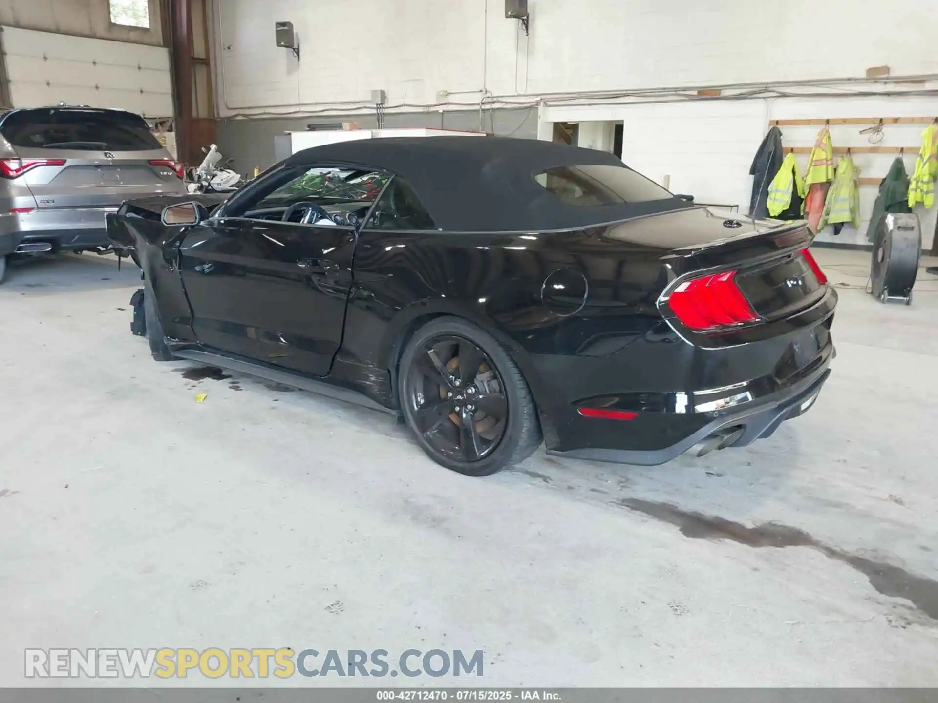 3 Photograph of a damaged car 1FATP8FFXM5134659 FORD MUSTANG 2021
