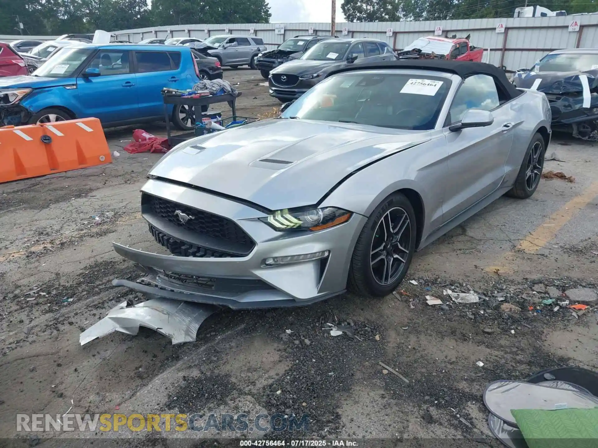 2 Photograph of a damaged car 1FATP8UH2M5101370 FORD MUSTANG 2021