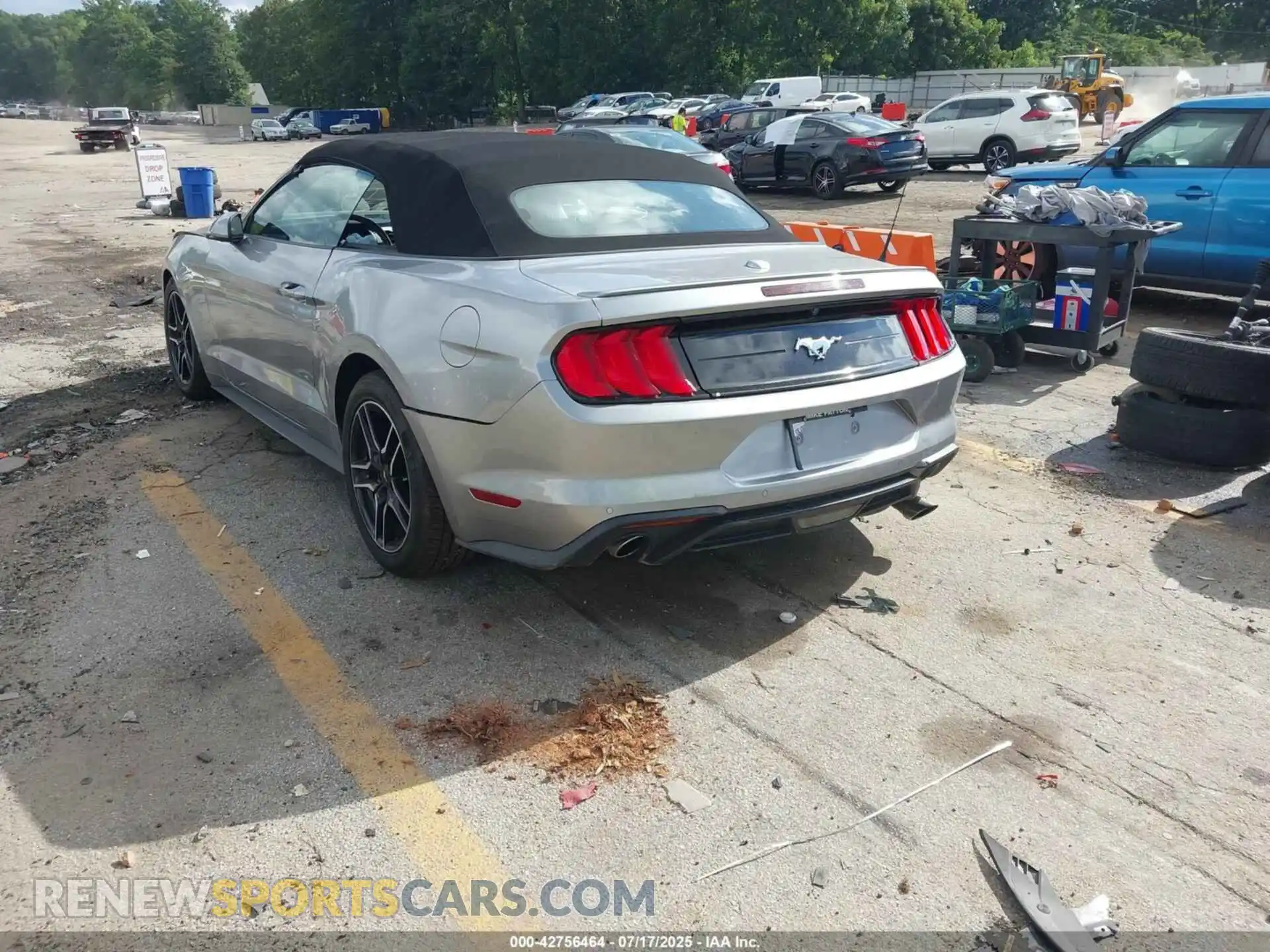 3 Photograph of a damaged car 1FATP8UH2M5101370 FORD MUSTANG 2021