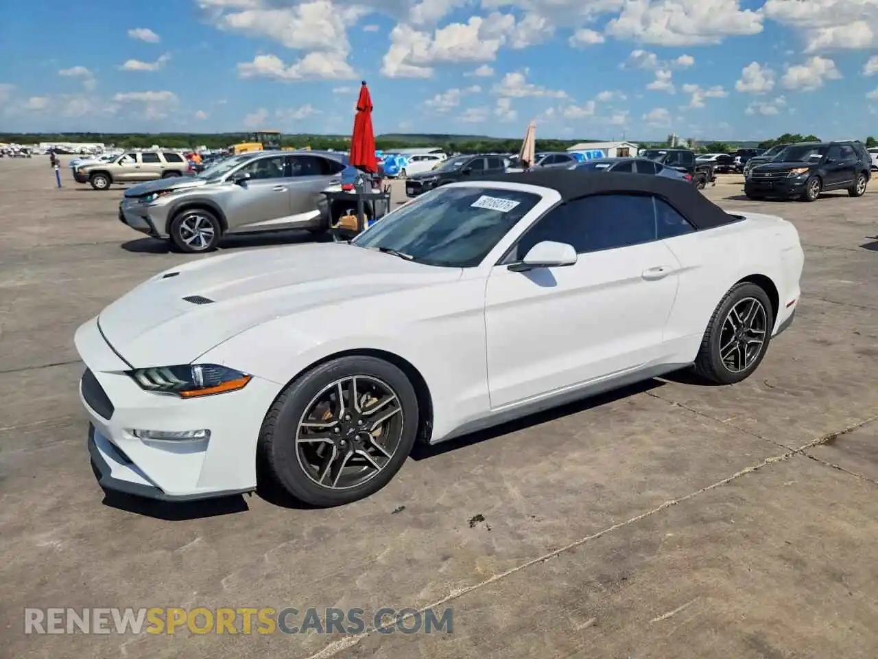1 Photograph of a damaged car 1FATP8UH5M5103744 FORD MUSTANG 2021