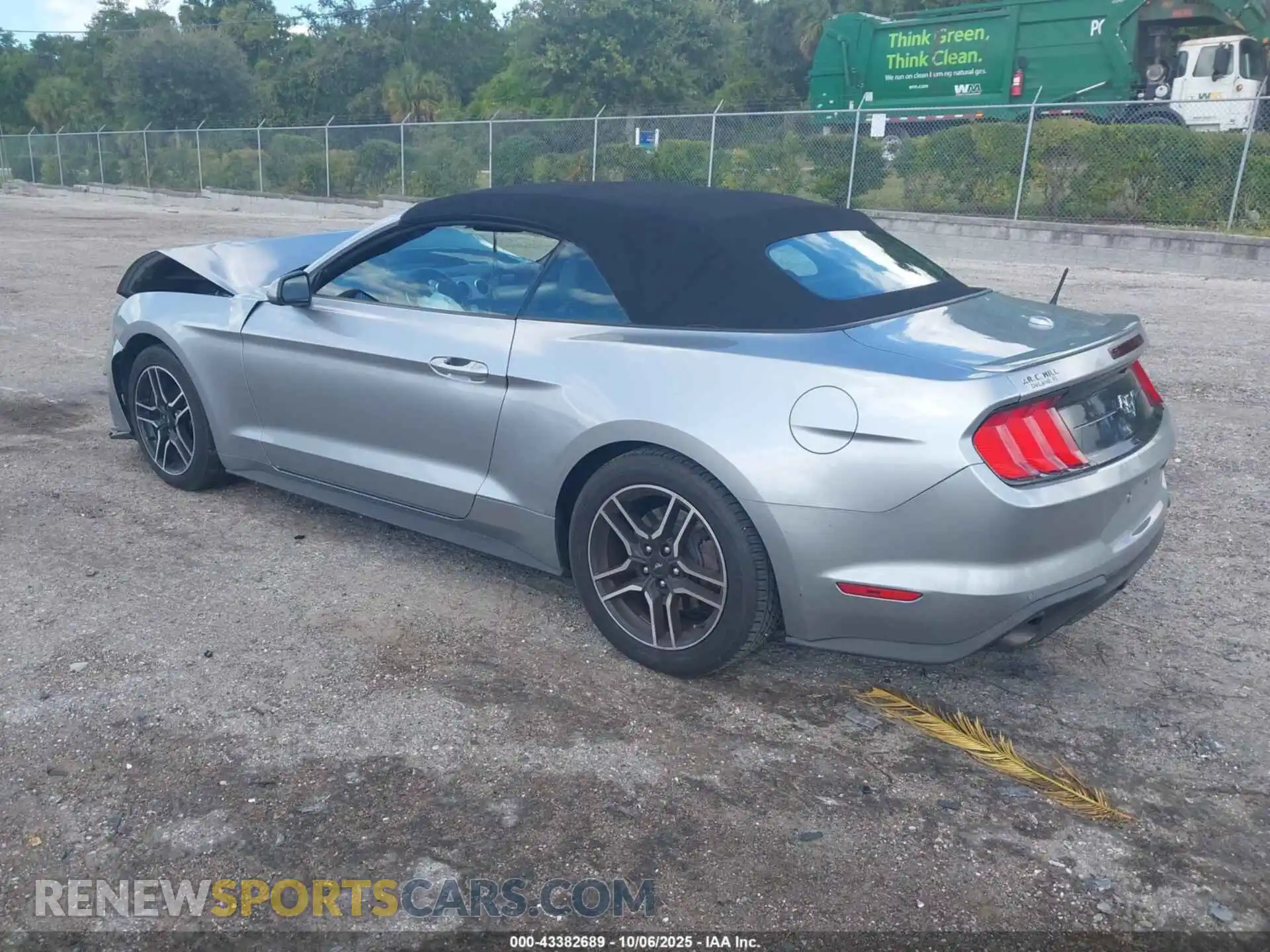 3 Photograph of a damaged car 1FATP8UH5M5103954 FORD MUSTANG 2021
