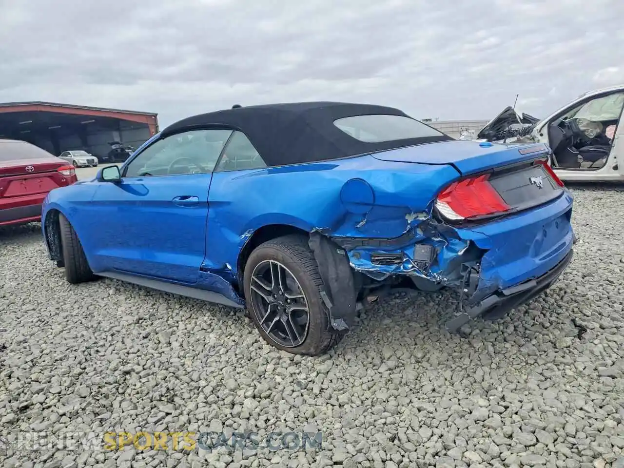 2 Photograph of a damaged car 1FATP8UH6M5136610 FORD MUSTANG 2021