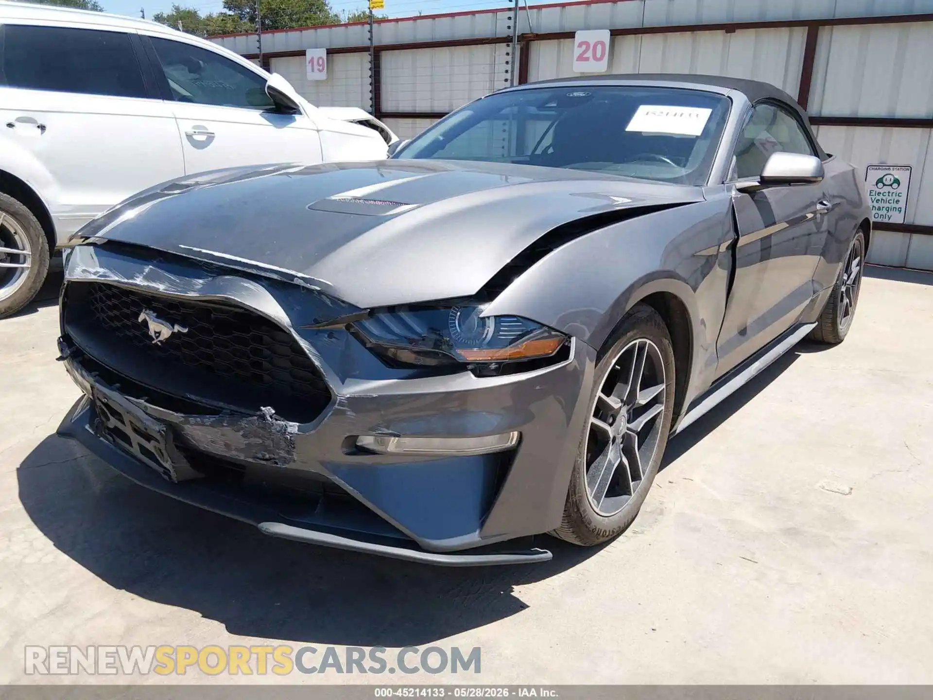 2 Photograph of a damaged car 1FATP8UH8M5120750 FORD MUSTANG 2021