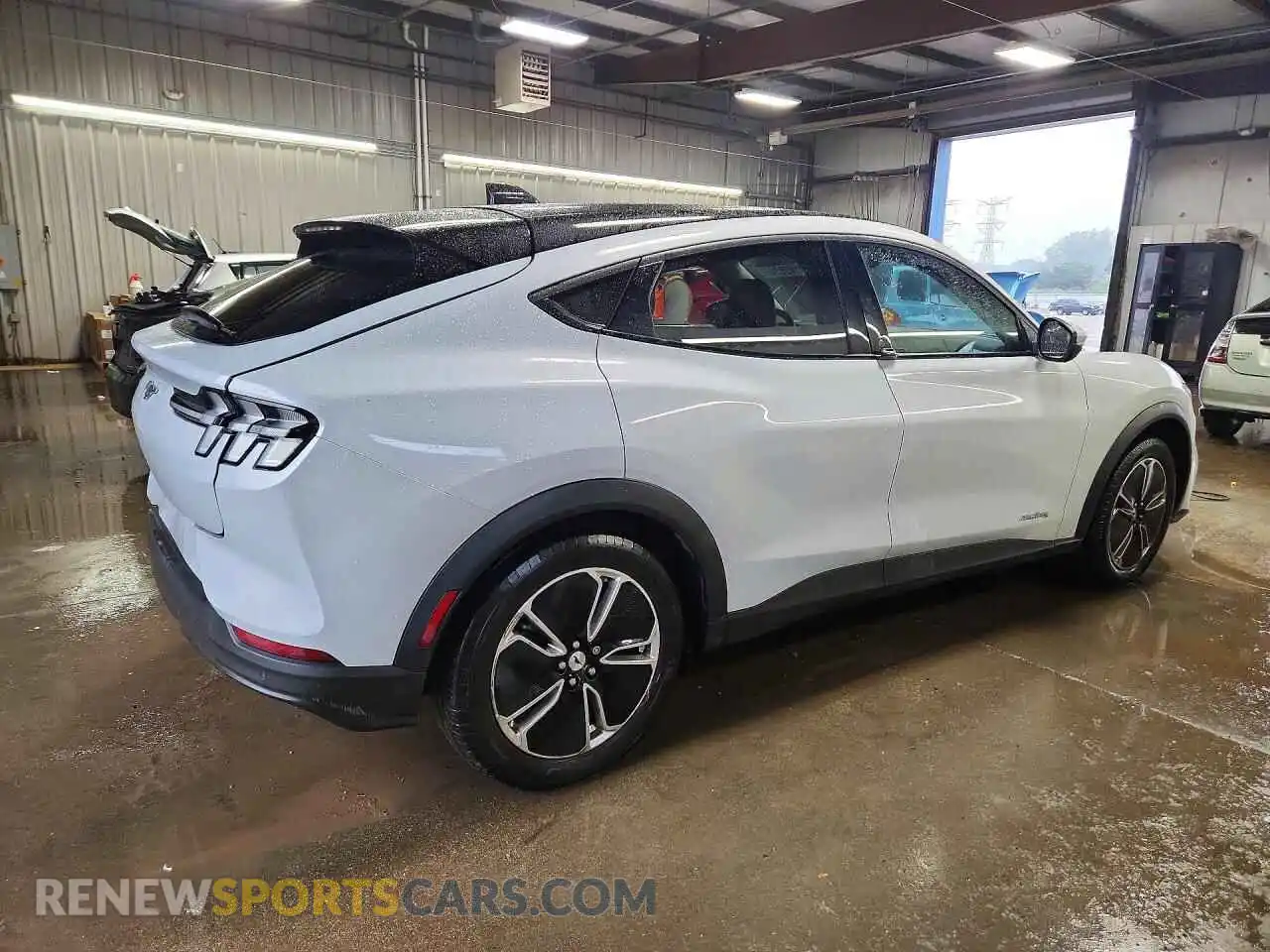 3 Photograph of a damaged car 3FMTK1SS4MMA18575 FORD MUSTANG 2021