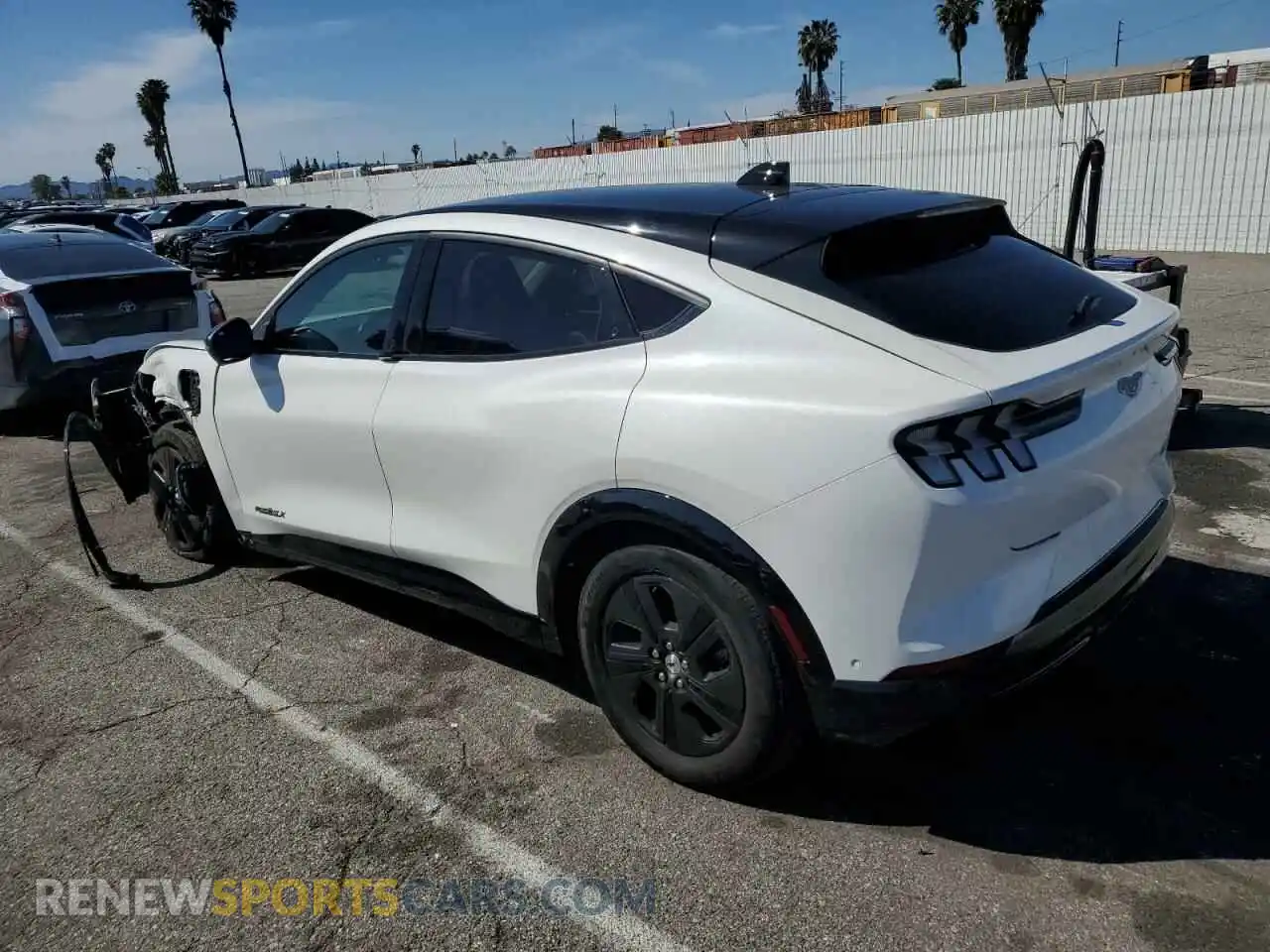 2 Photograph of a damaged car 3FMTK2R74MMA36159 FORD MUSTANG 2021