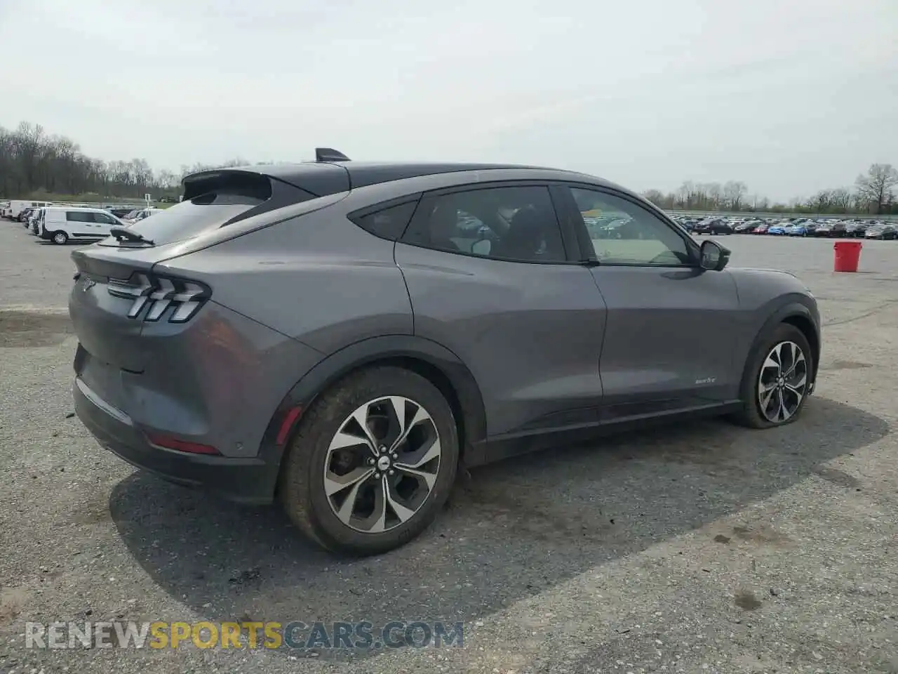 3 Photograph of a damaged car 3FMTK3RM8MMA25841 FORD MUSTANG 2021