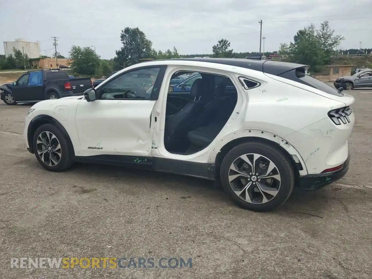 2 Photograph of a damaged car 3FMTK3SU2MMA42824 FORD MUSTANG 2021