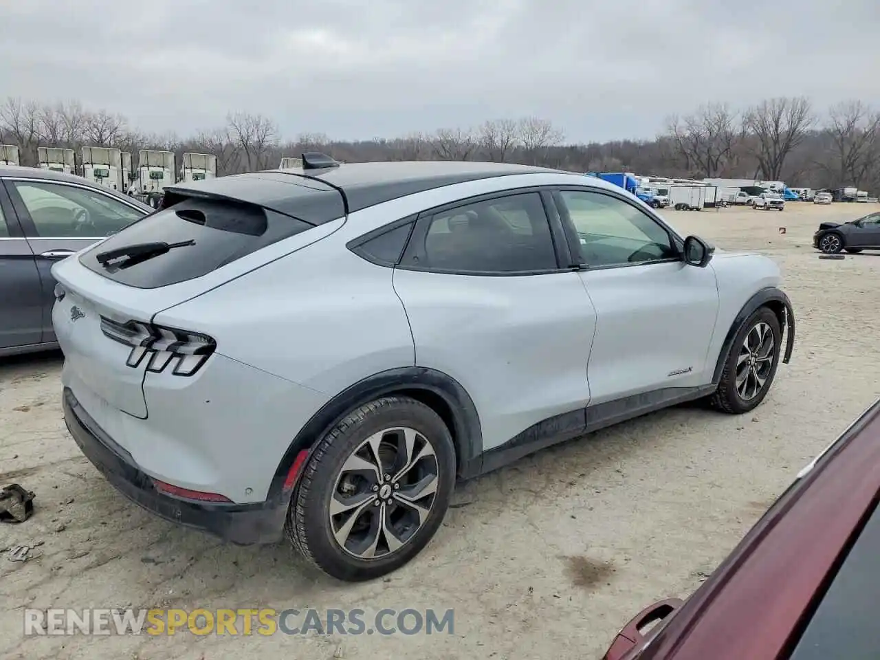 3 Photograph of a damaged car 3FMTK3SU3MMA03661 FORD MUSTANG 2021