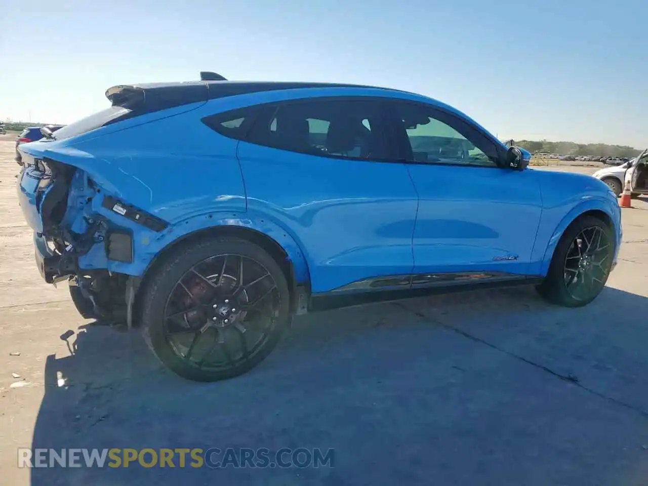 3 Photograph of a damaged car 3FMTK3SUXMMA06668 FORD MUSTANG 2021