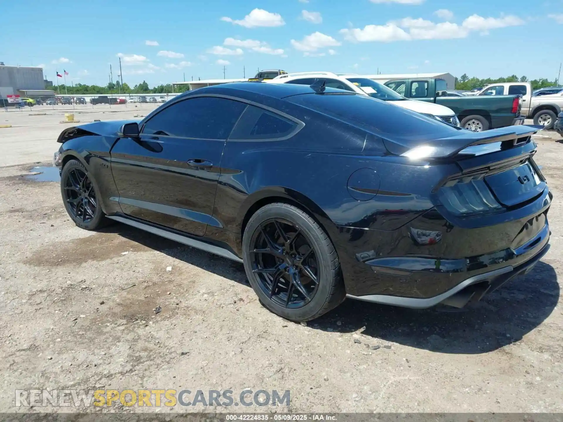 3 Photograph of a damaged car 1FA6P8CFXN5122711 FORD MUSTANG 2022