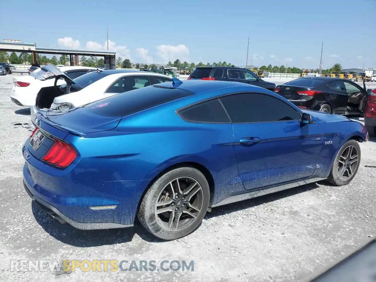 3 Photograph of a damaged car 1FA6P8CFXN5143025 FORD MUSTANG 2022