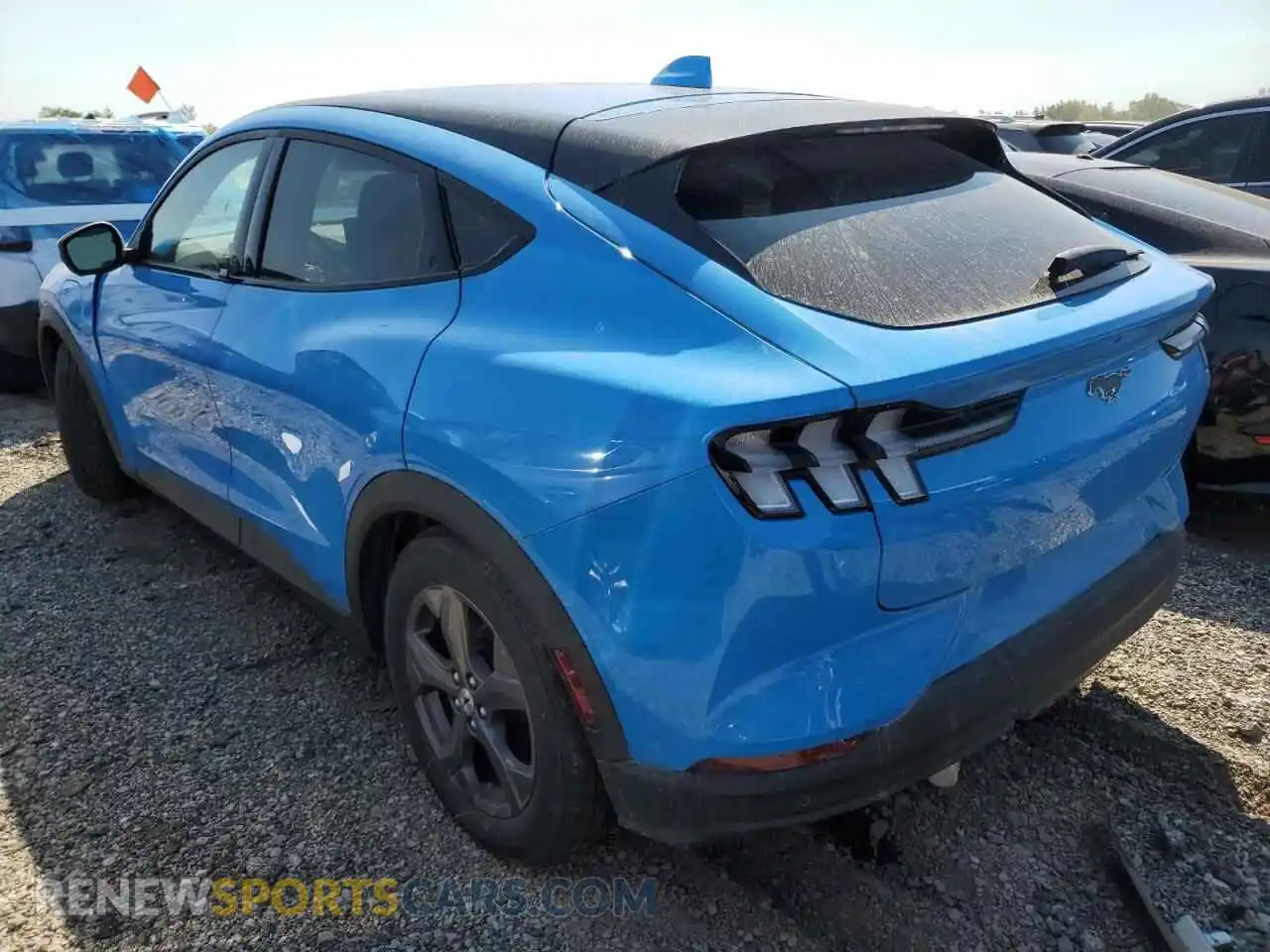 2 Photograph of a damaged car 3FMTK1SS3NMA42173 FORD MUSTANG 2022