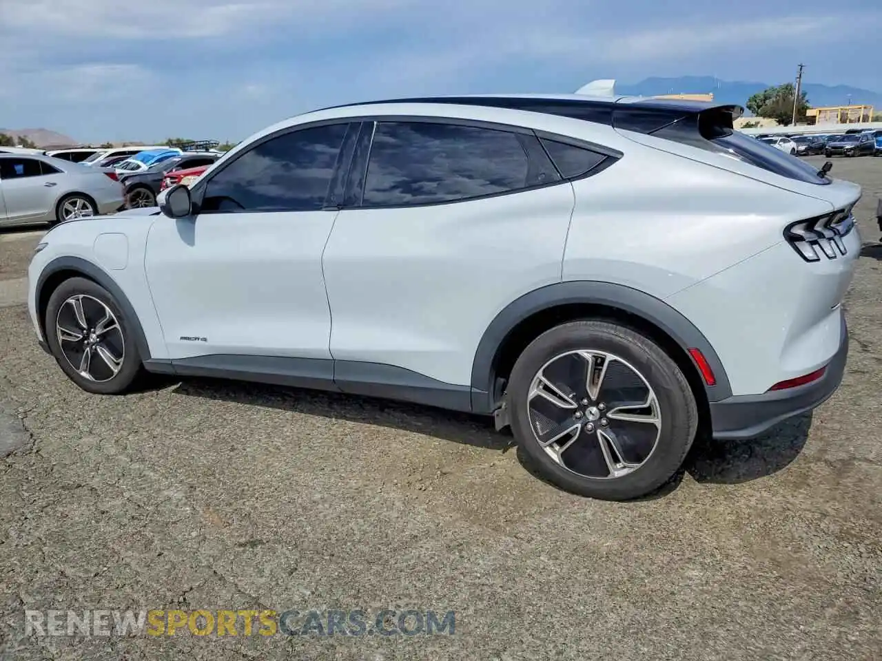 2 Photograph of a damaged car 3FMTK1SS5NMA20353 FORD MUSTANG 2022