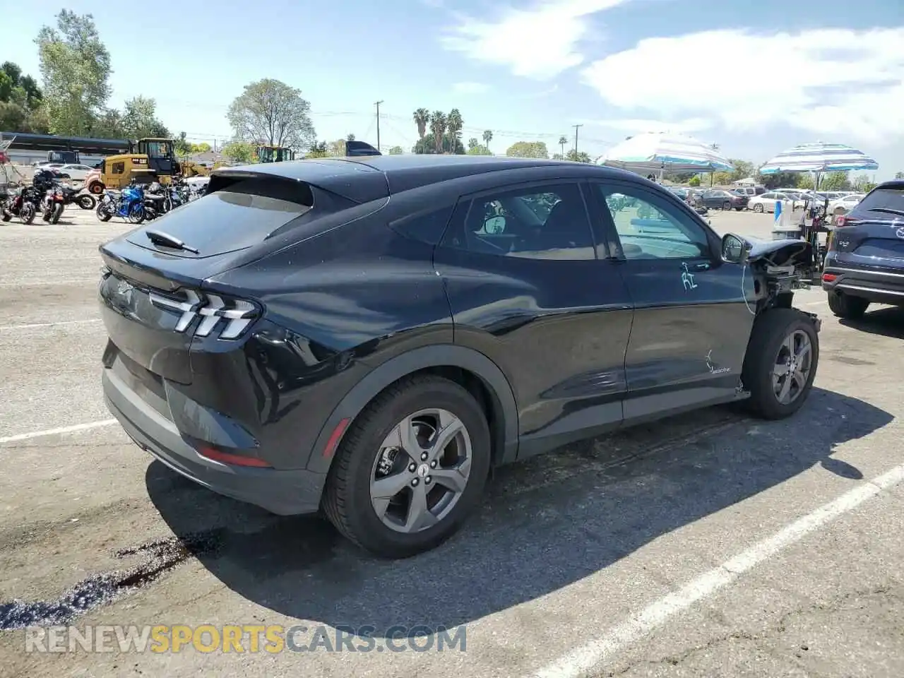 3 Photograph of a damaged car 3FMTK1RM3PMA13962 FORD MUSTANG 2023