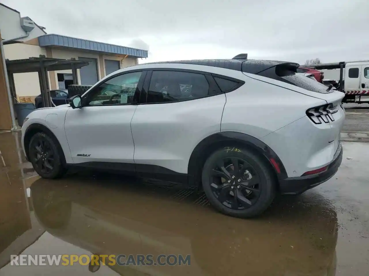 2 Photograph of a damaged car 3FMTK3R75PMA81508 FORD MUSTANG 2023