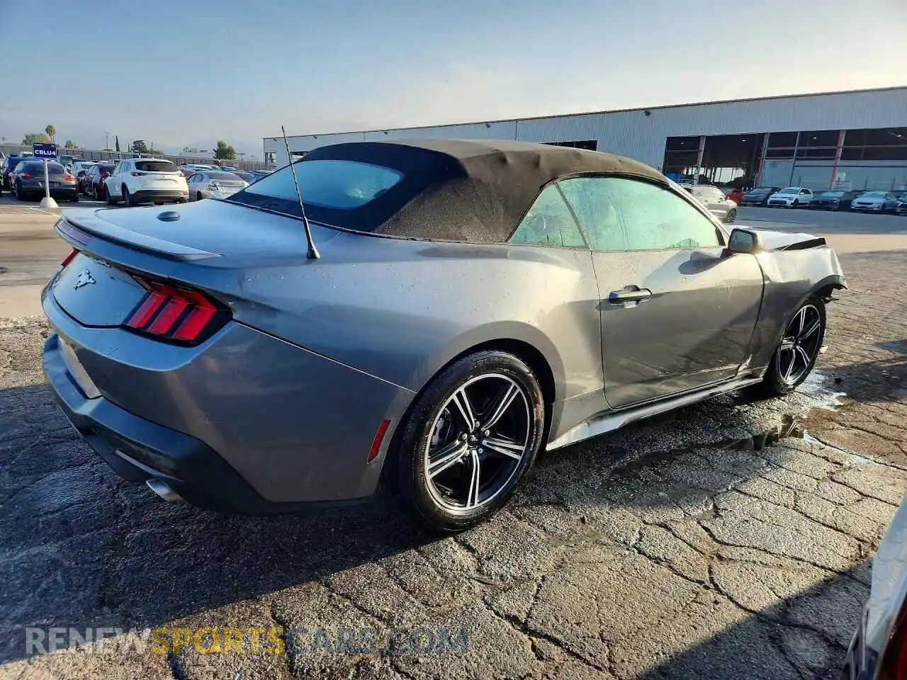 3 fotografías del automóvil dañado 1FAGP8UH8S5113733 FORD MUSTANG 2025