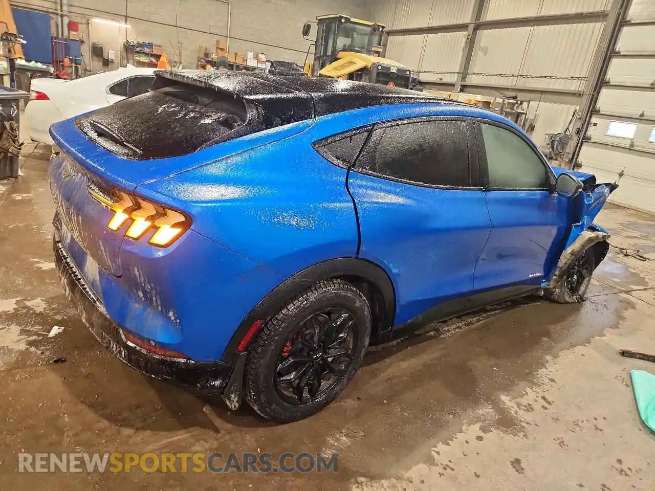 3 Фотография поврежденного автомобиля 3FMTK3SU3SMA32767 FORD MUSTANG 2025